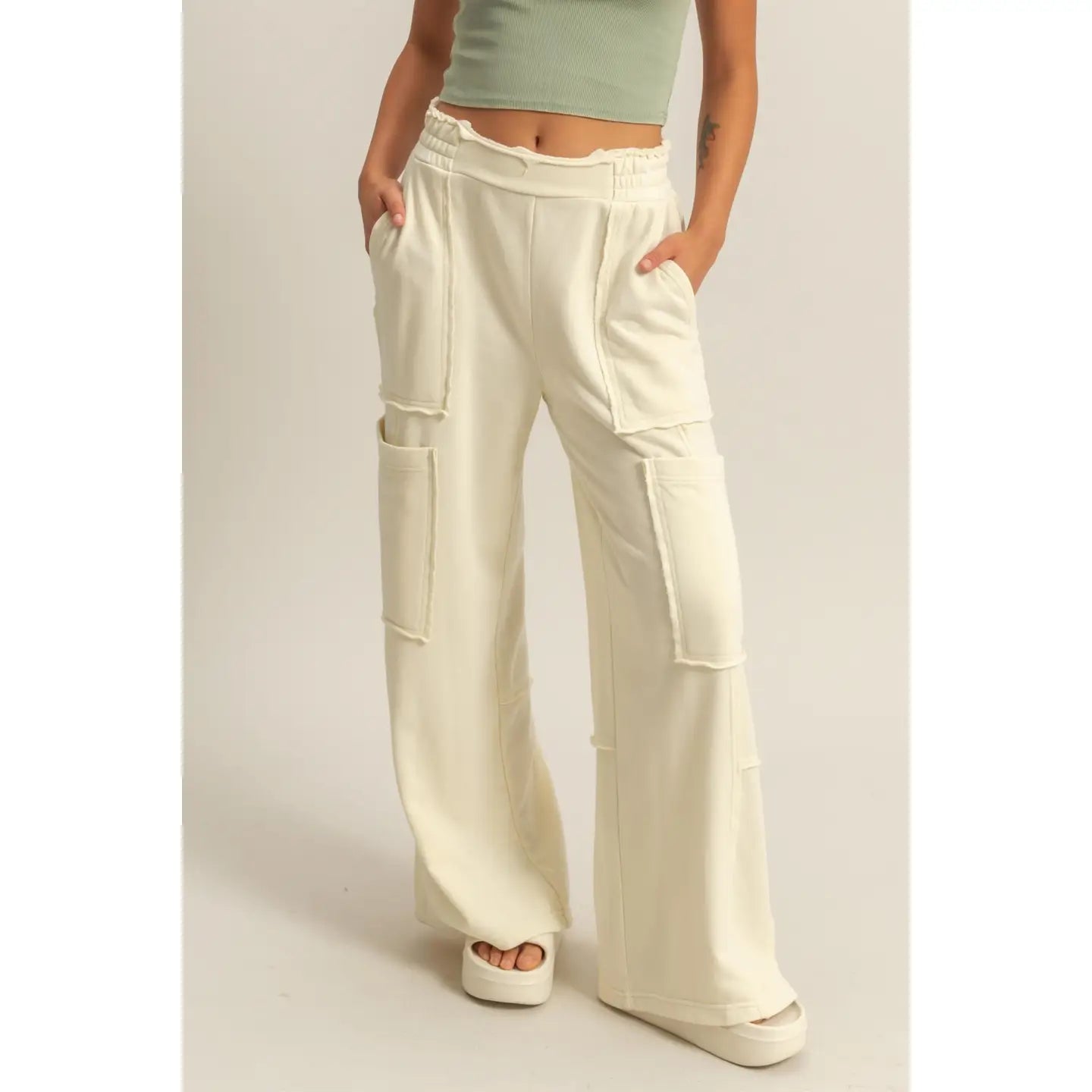 OVERSIZED UTILITY SWEATPANTS