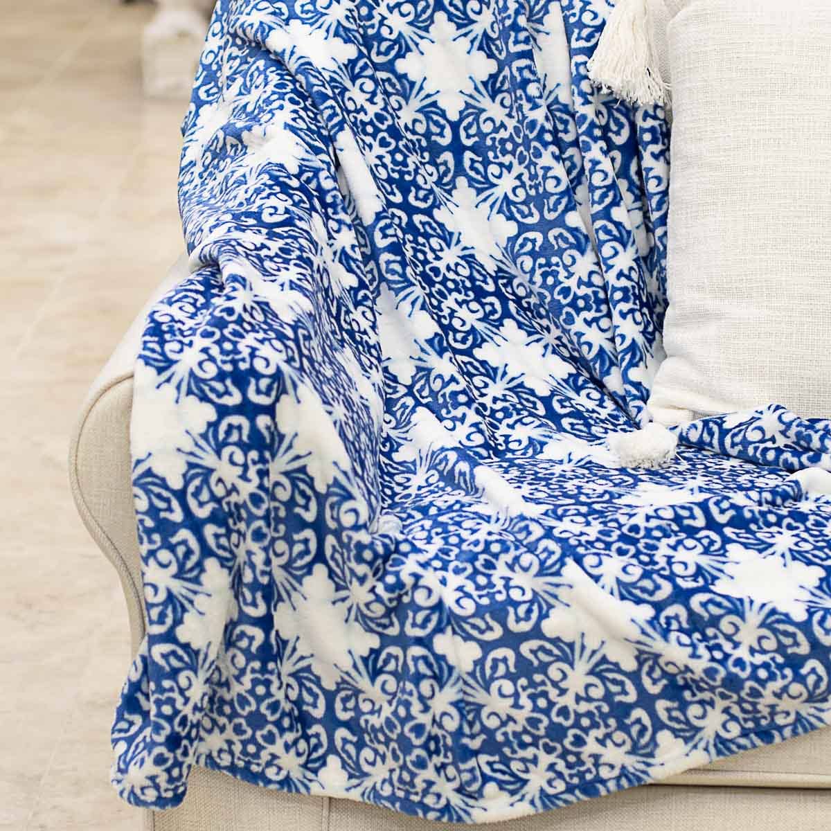 Palace Tile Throw White/Blue/Sky 50x60