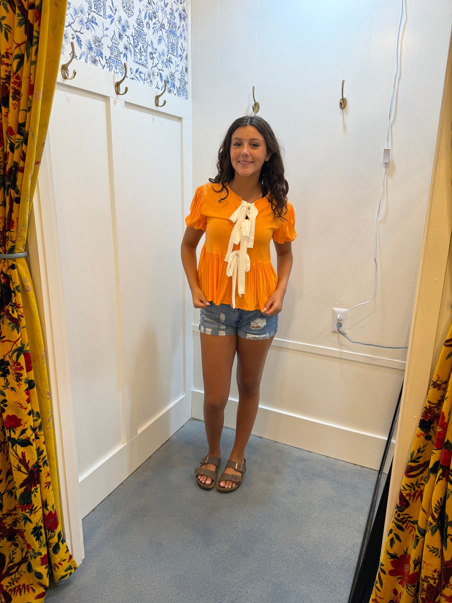 PUFF SHORT SLEEVE GAME DAY BABYDOLL TOP