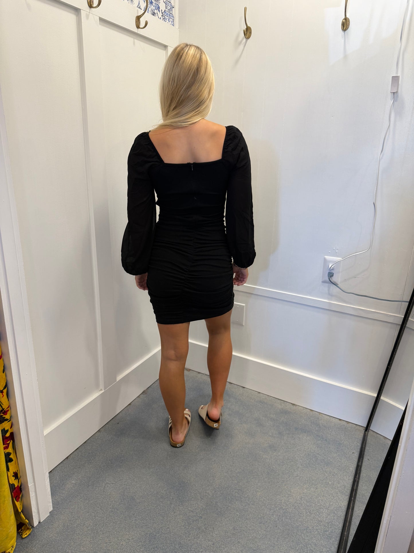 BALLOON SLEEVE CUTOUT RUCHED MINI DRESS
