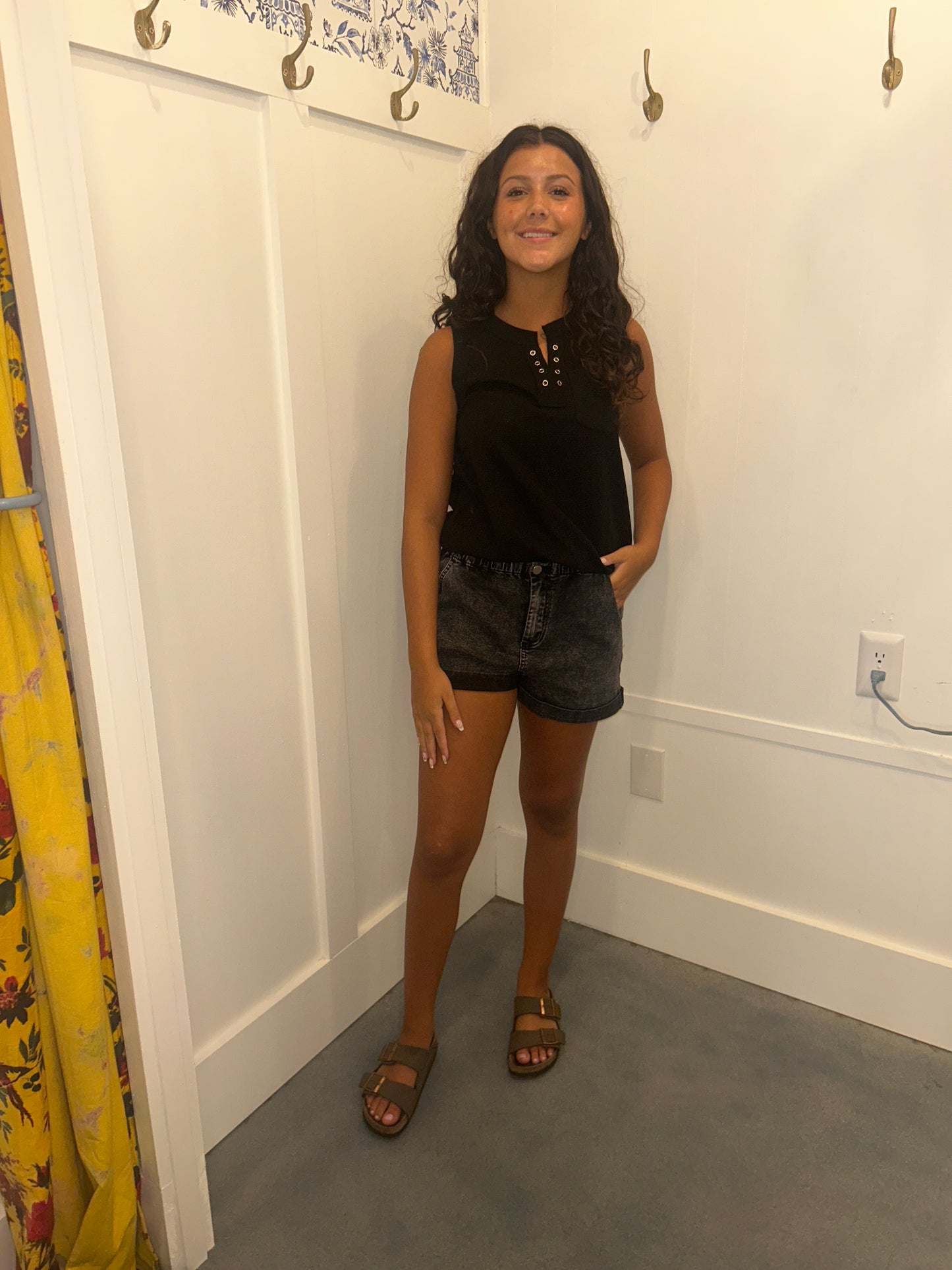 Vintage Washed Frilled High Waist Denim Shorts