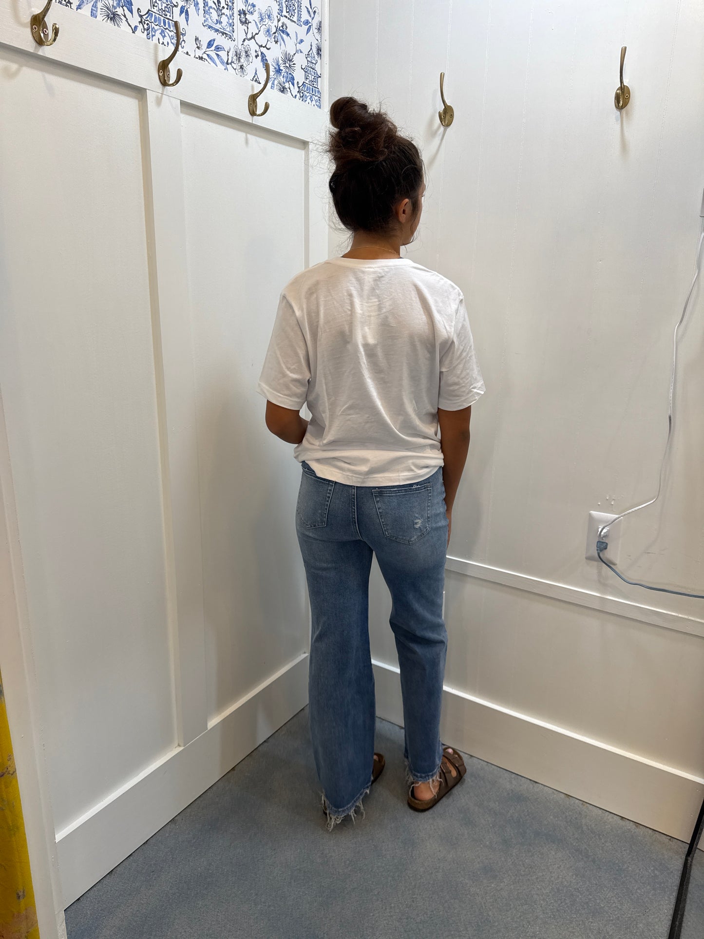 Distressed Raw Hem Straight Leg High Waist Jeans