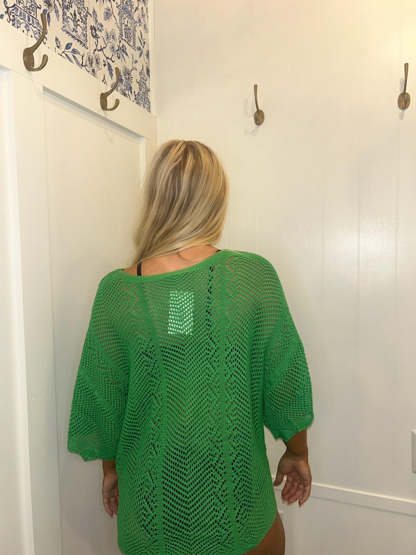 Pointelle Knit Scallop Edge Short Sleeve Top