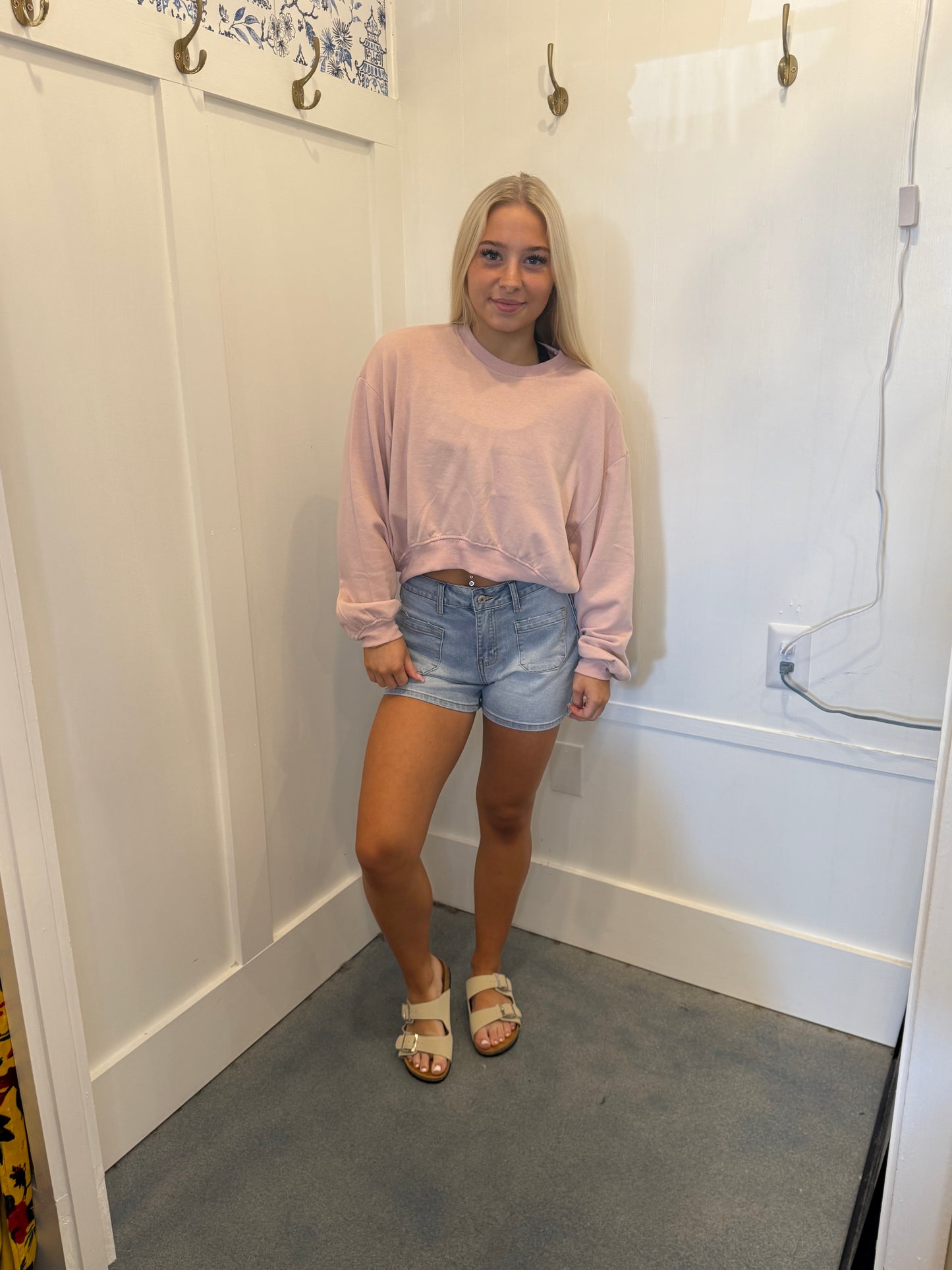 Long Sleeve Crew Neck Short Sweatshirt