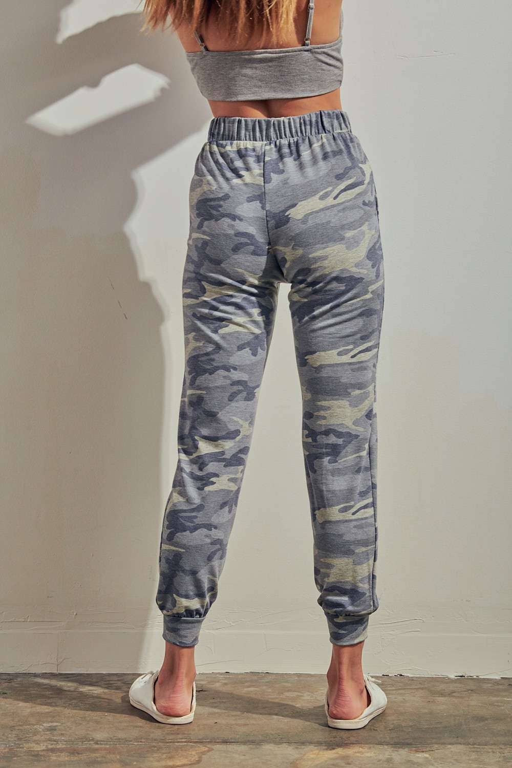 CAMOUFLAGE PRINT LOUNGE JOGGER PANTS