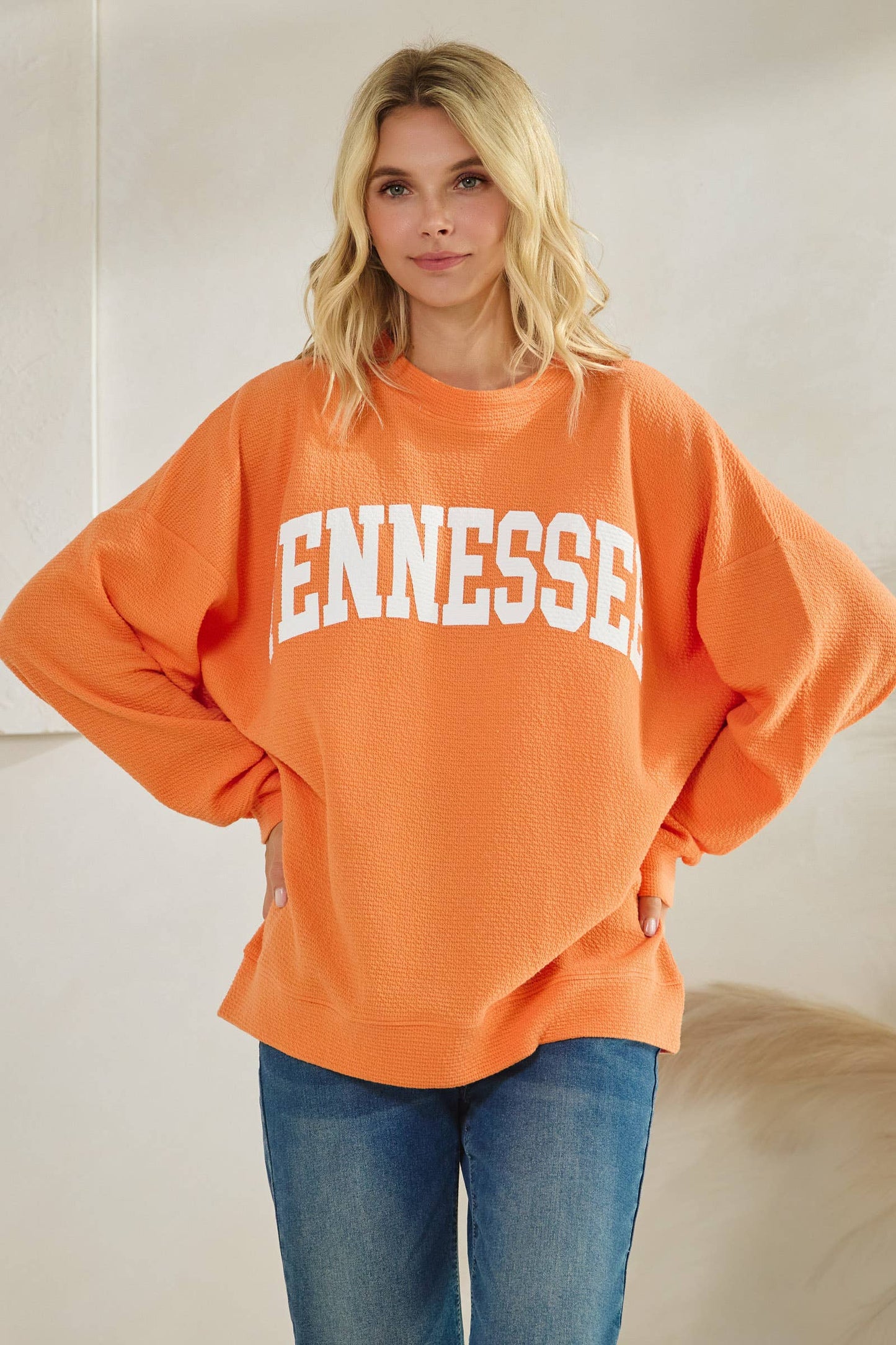 "TENNESSEE" CLOUDY KNIT LONG SLEEVE GRAPHIC TOP