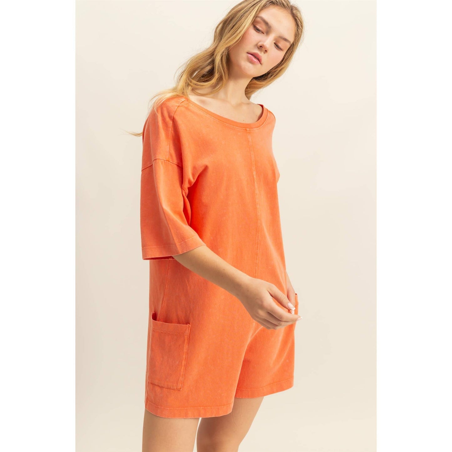 Casual V-Back Short Sleeve Romper