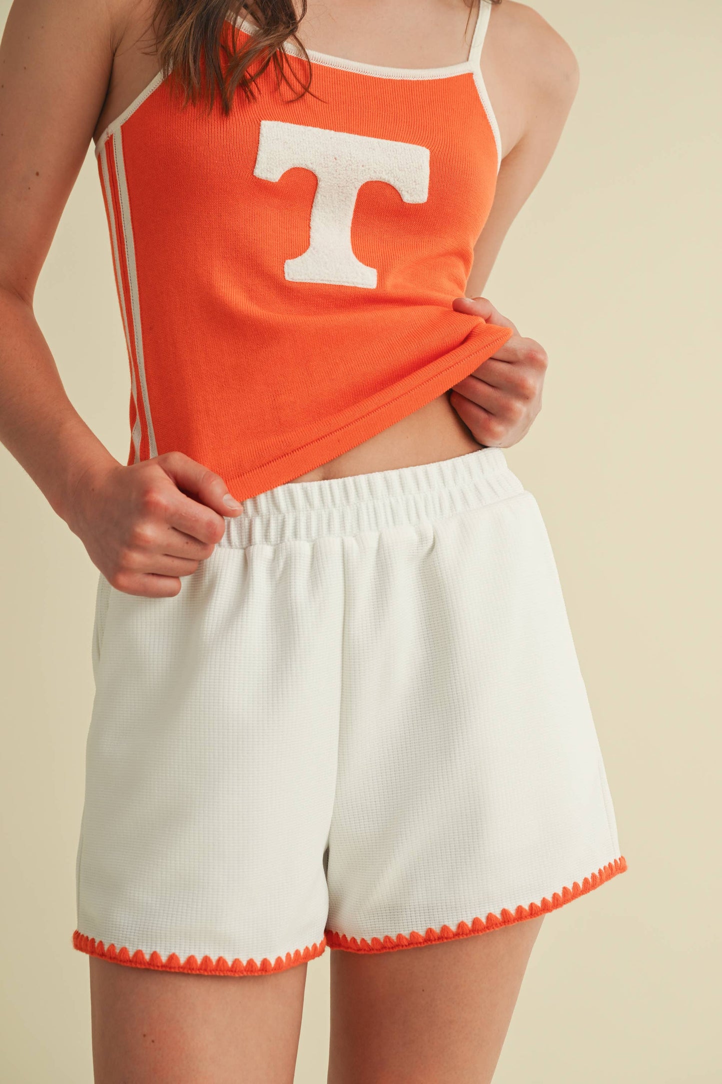 "T" TRIM COLOR CONTRAST TANK TOP