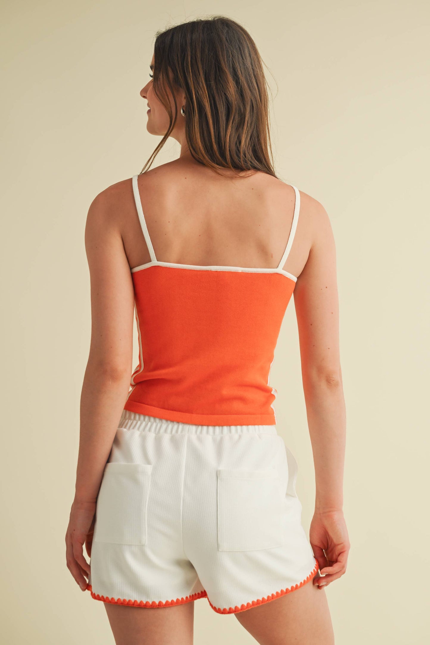 "T" TRIM COLOR CONTRAST TANK TOP
