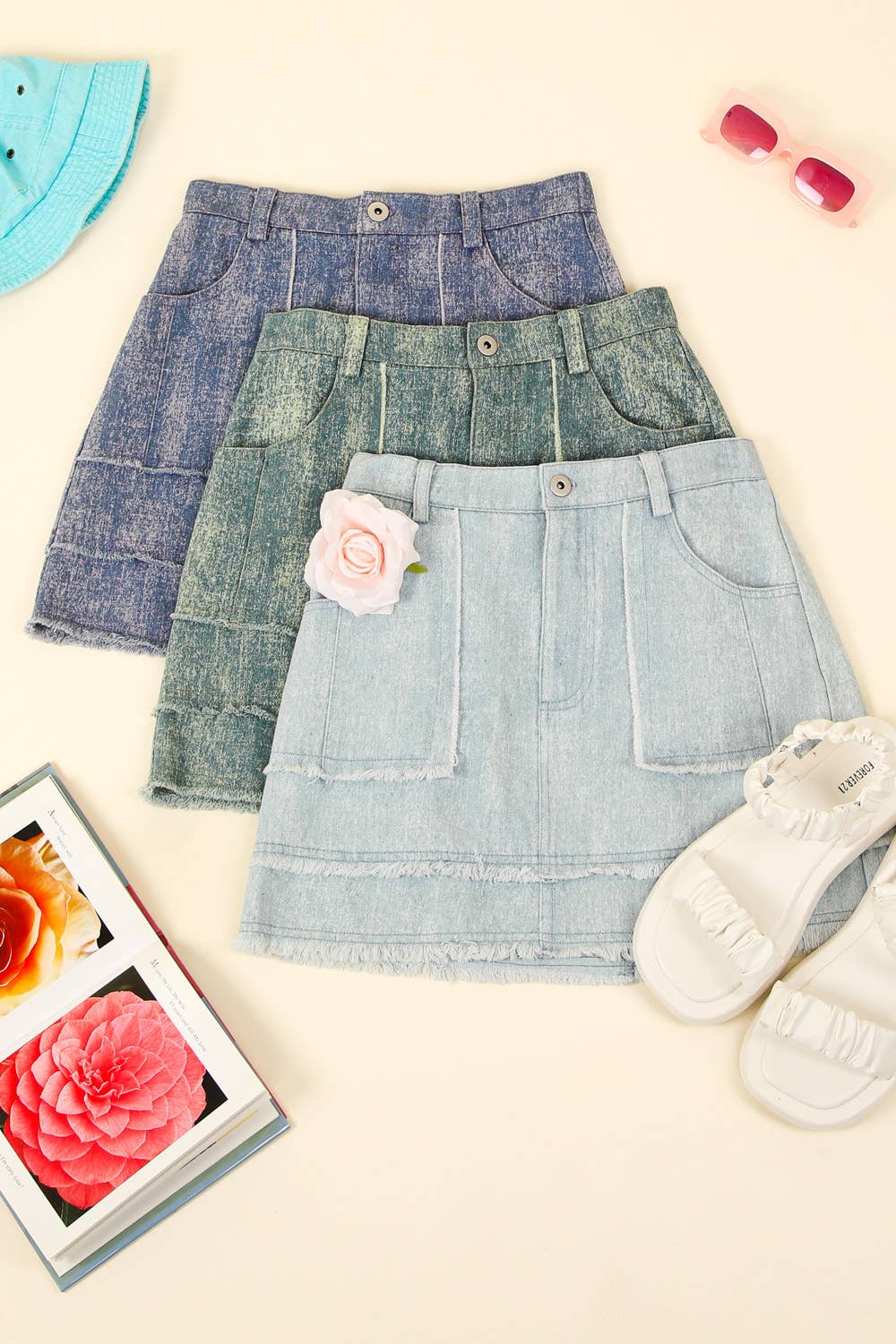 Washed Denim Frayed Hem Casual Mini Skirt