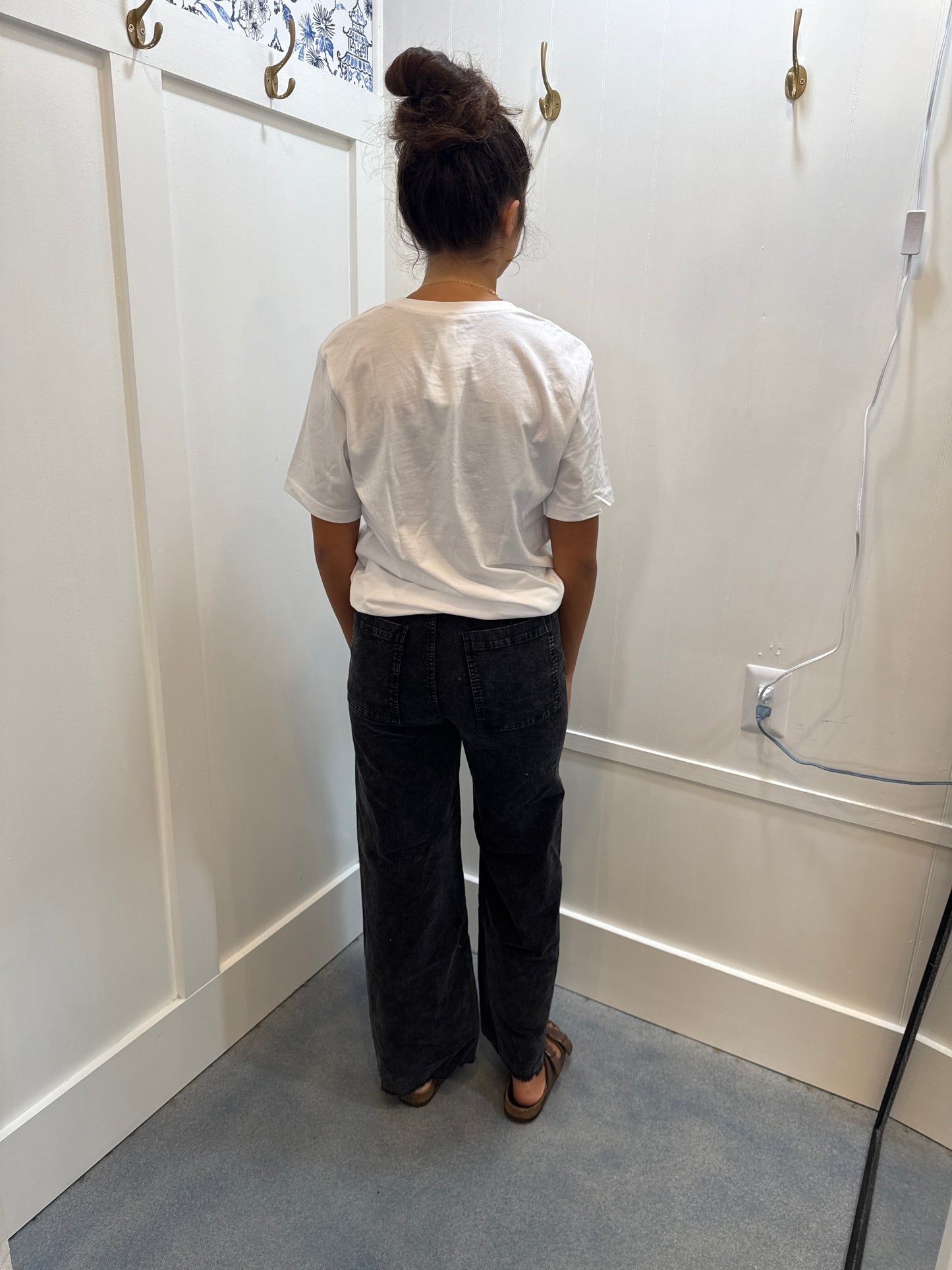 WASHED CORDUROY FLARE LEG PANTS