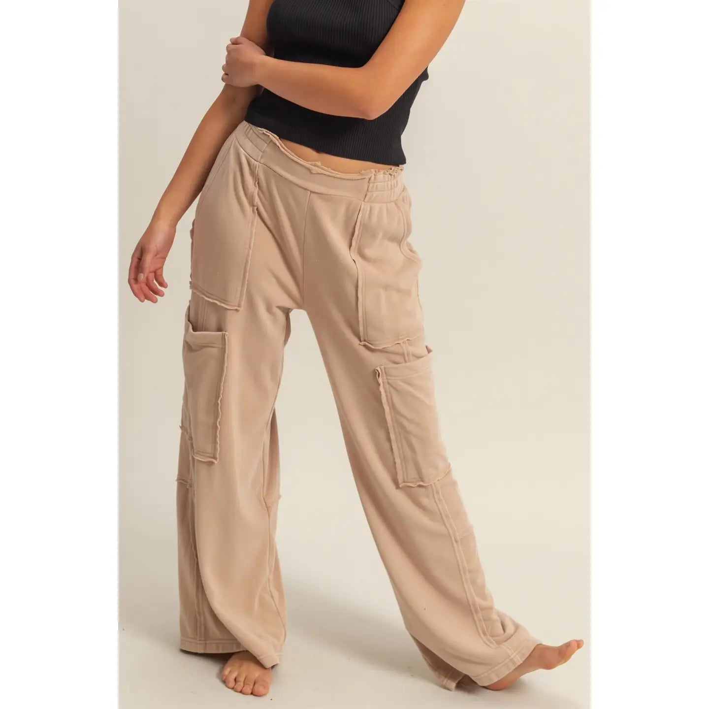 OVERSIZED UTILITY SWEATPANTS