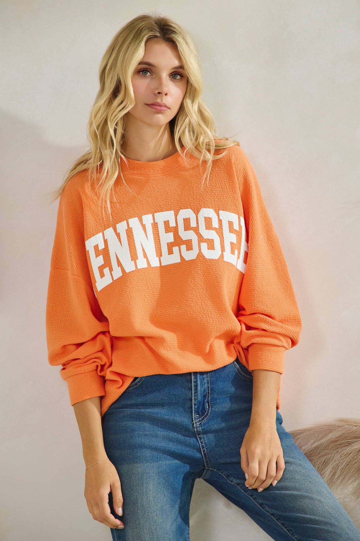 "TENNESSEE" CLOUDY KNIT LONG SLEEVE GRAPHIC TOP