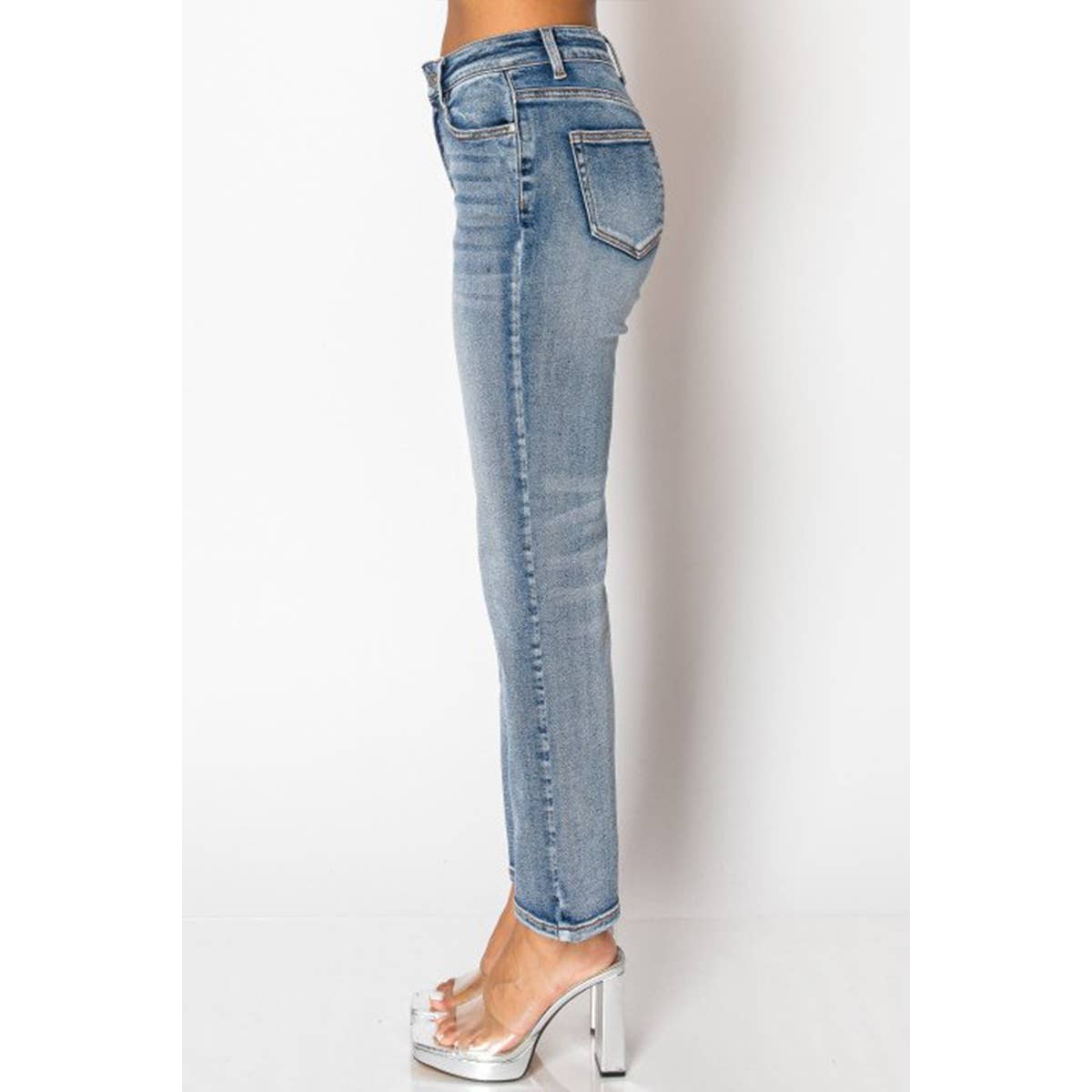 STRAIGHT LEG DENIM JEANS (3 Shade Options)