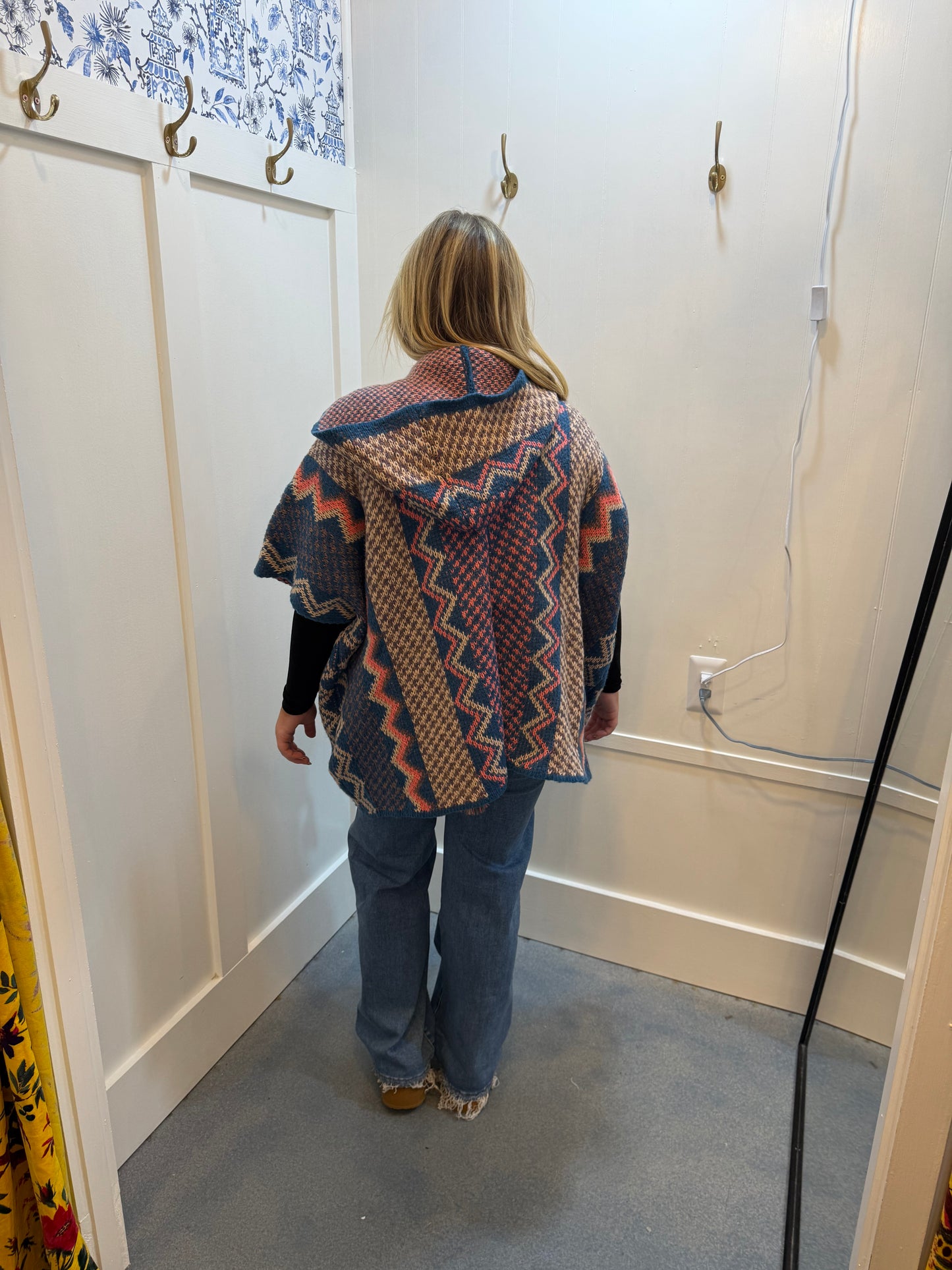 Sleeveless Poncho Paisley Sweater Aztec Hooded Cardigan