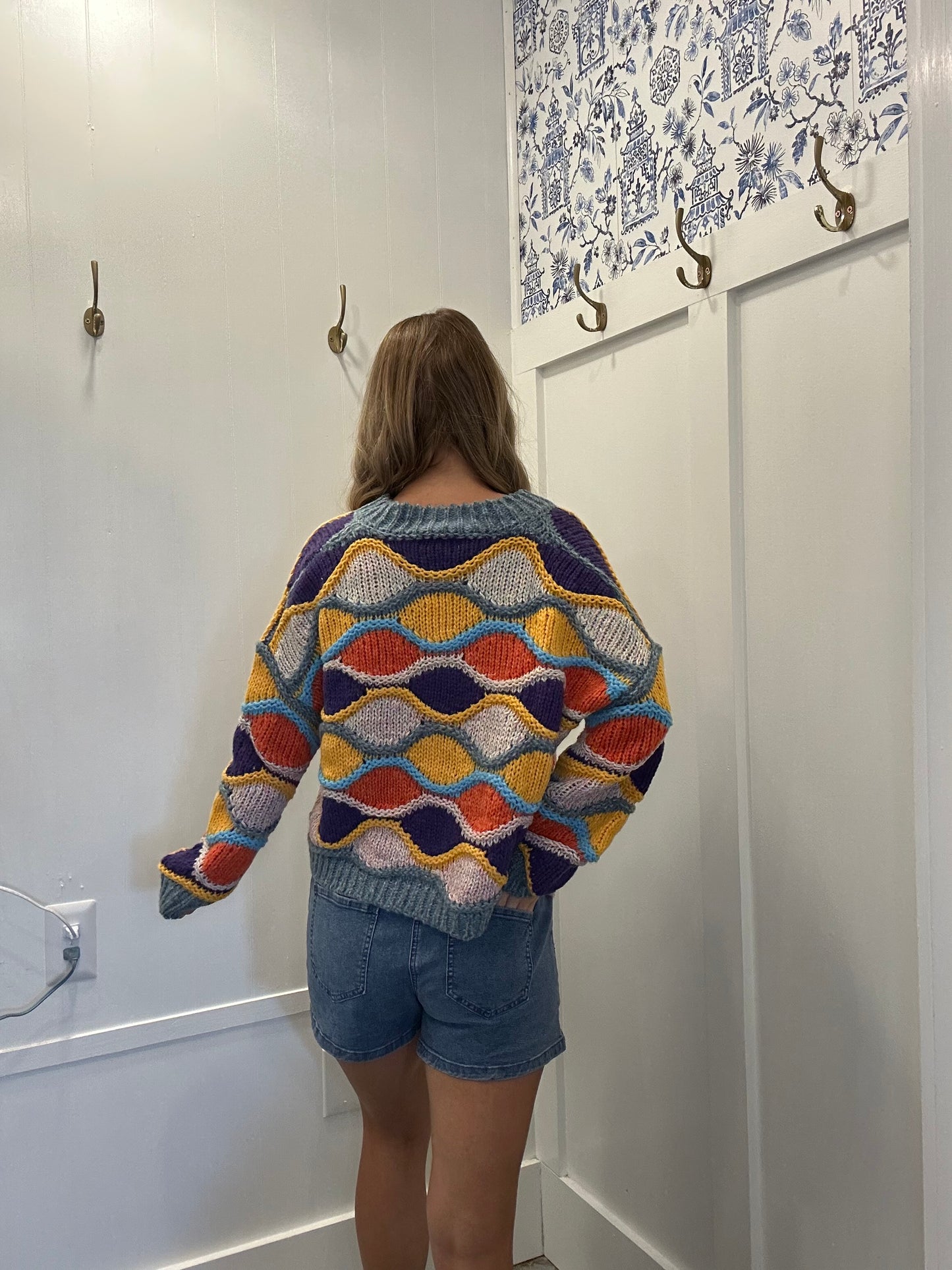 V NECK LONG SLEEVE MULTI COLOR SWEATER TOP