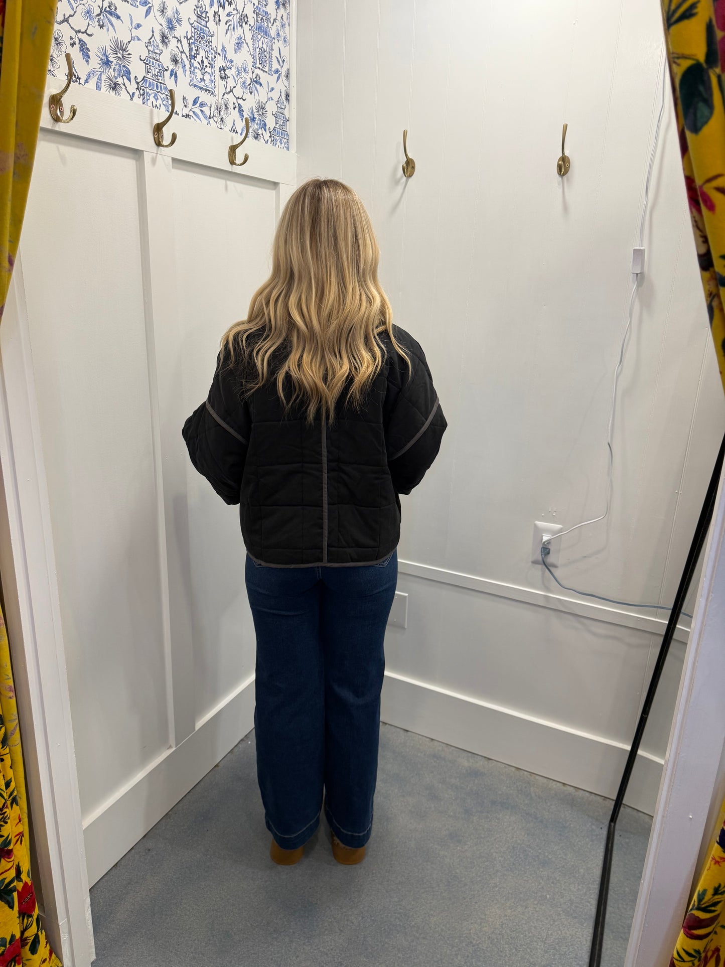 Quilted Contrast Piping Detailed Puffer Jacket