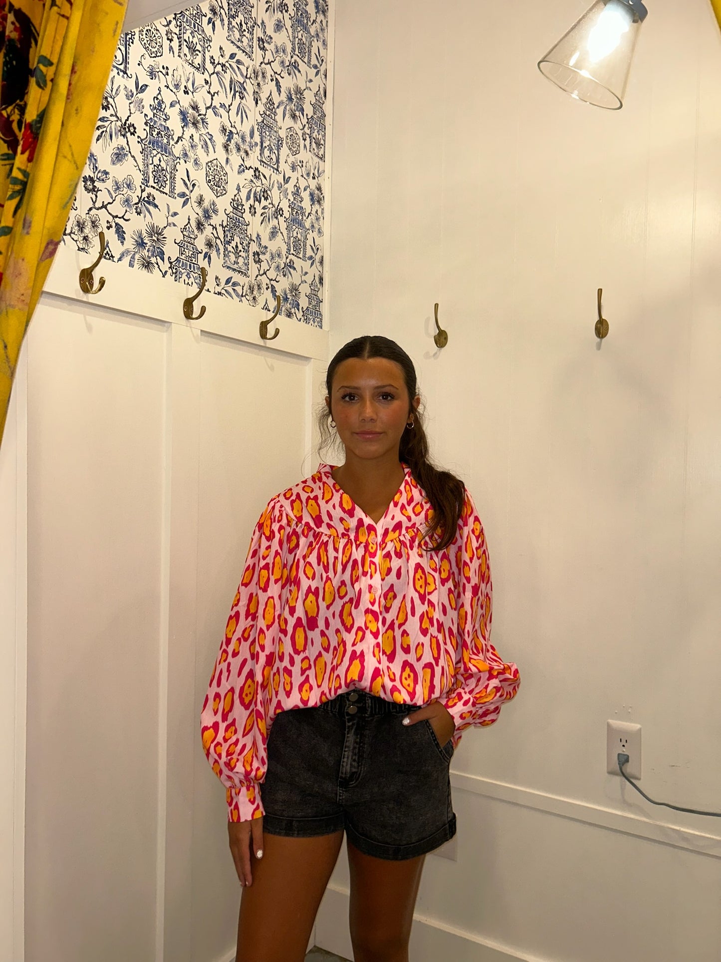 Oversized Leopard Print Balloon Sleeve Casual Shirt