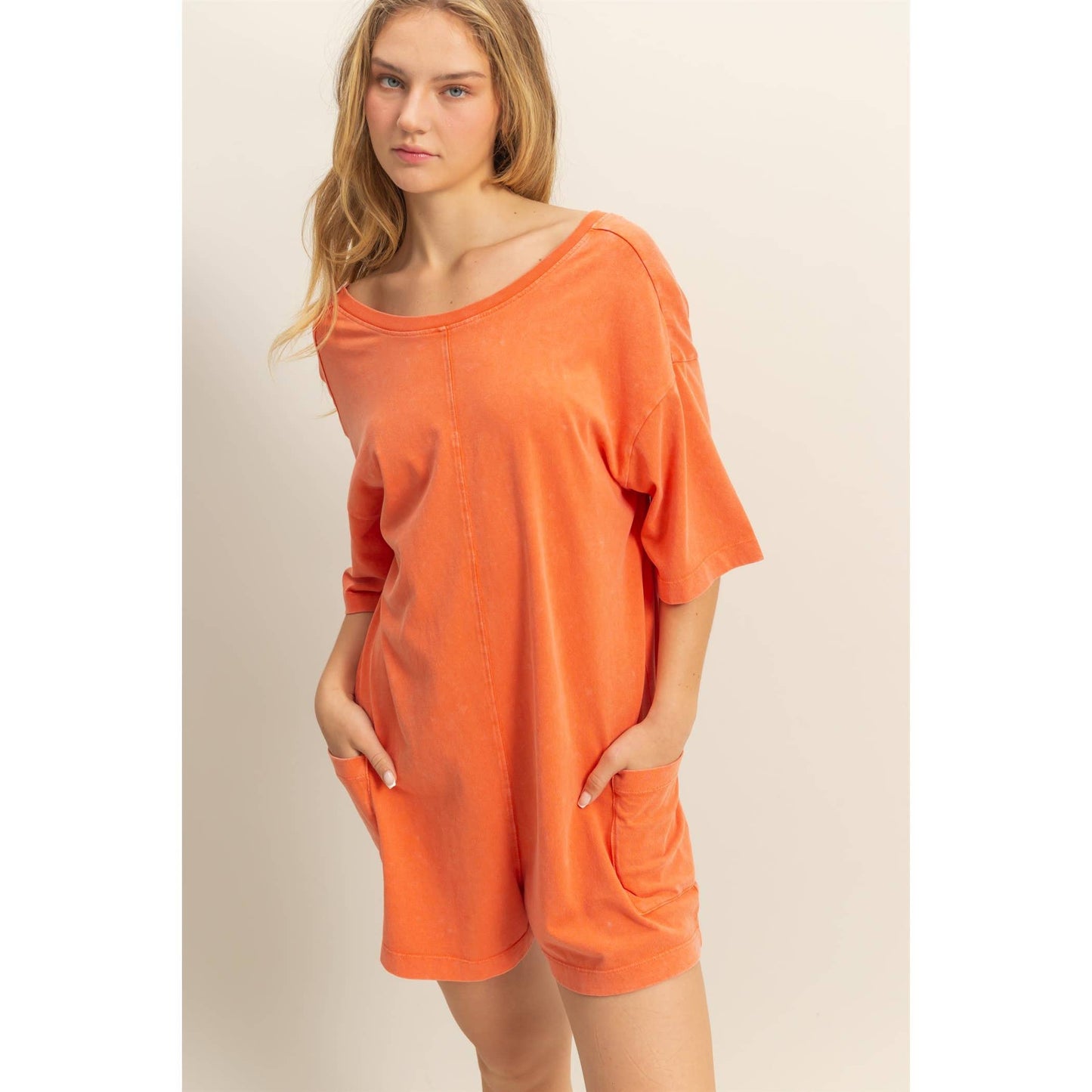 Casual V-Back Short Sleeve Romper