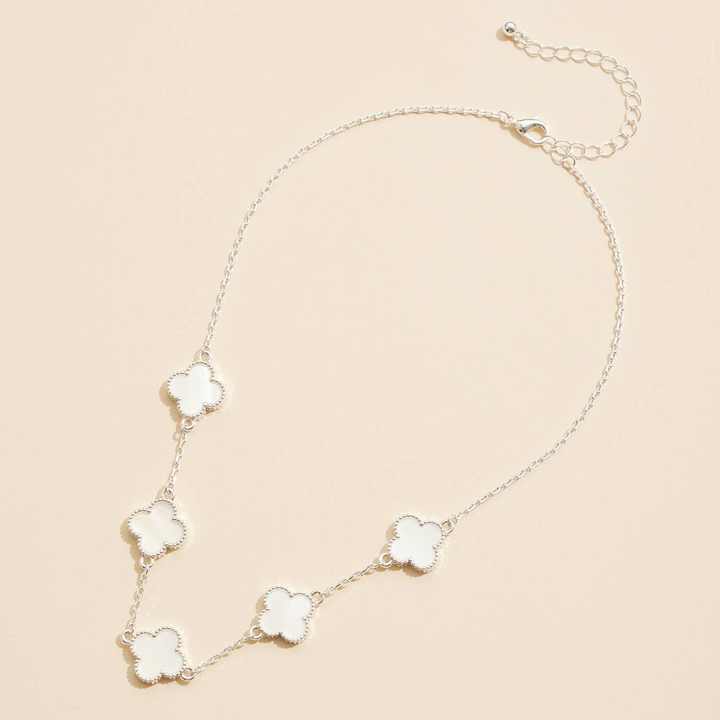 Flower Shell Charm Short Necklace