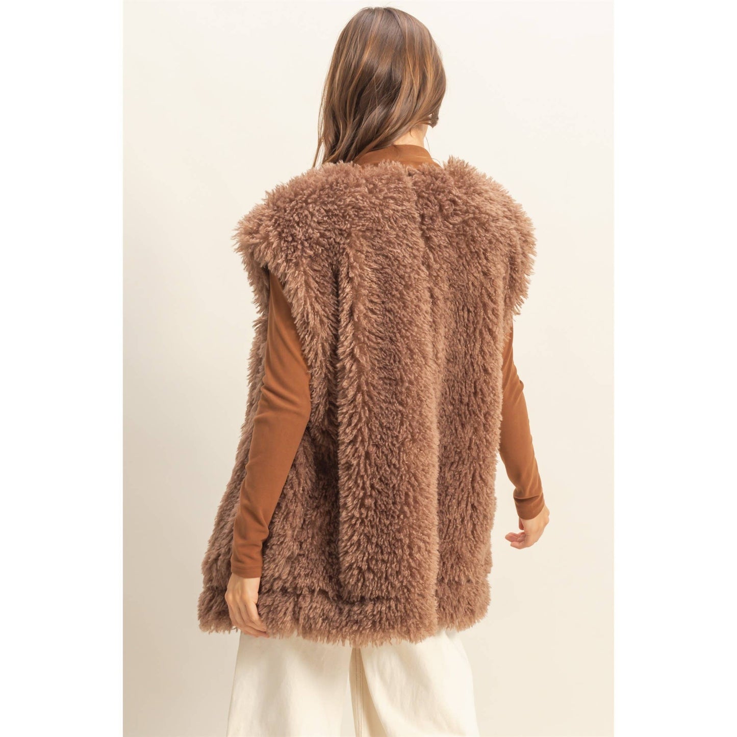 Toggle Closure Detailed Fuzzy Vest