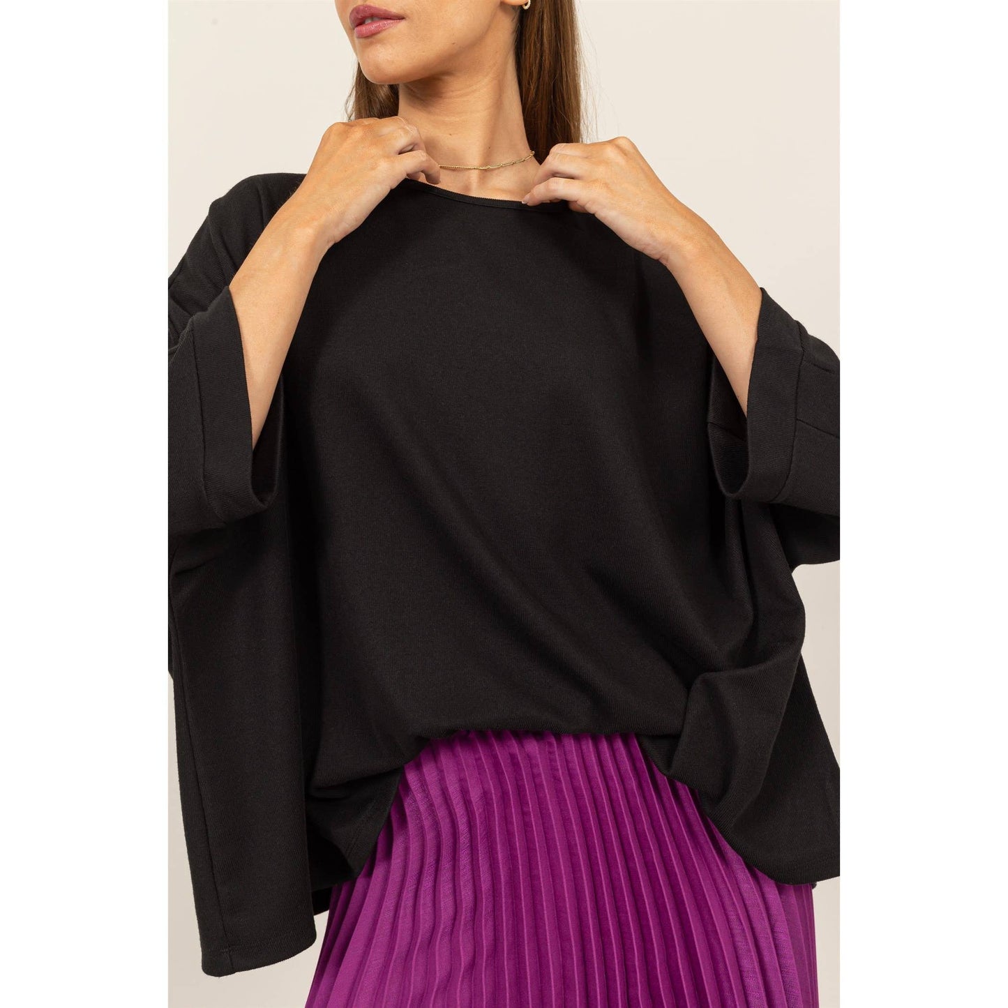 ROUND NECK DOLMAN SLEEVE OVERSIZED TOP