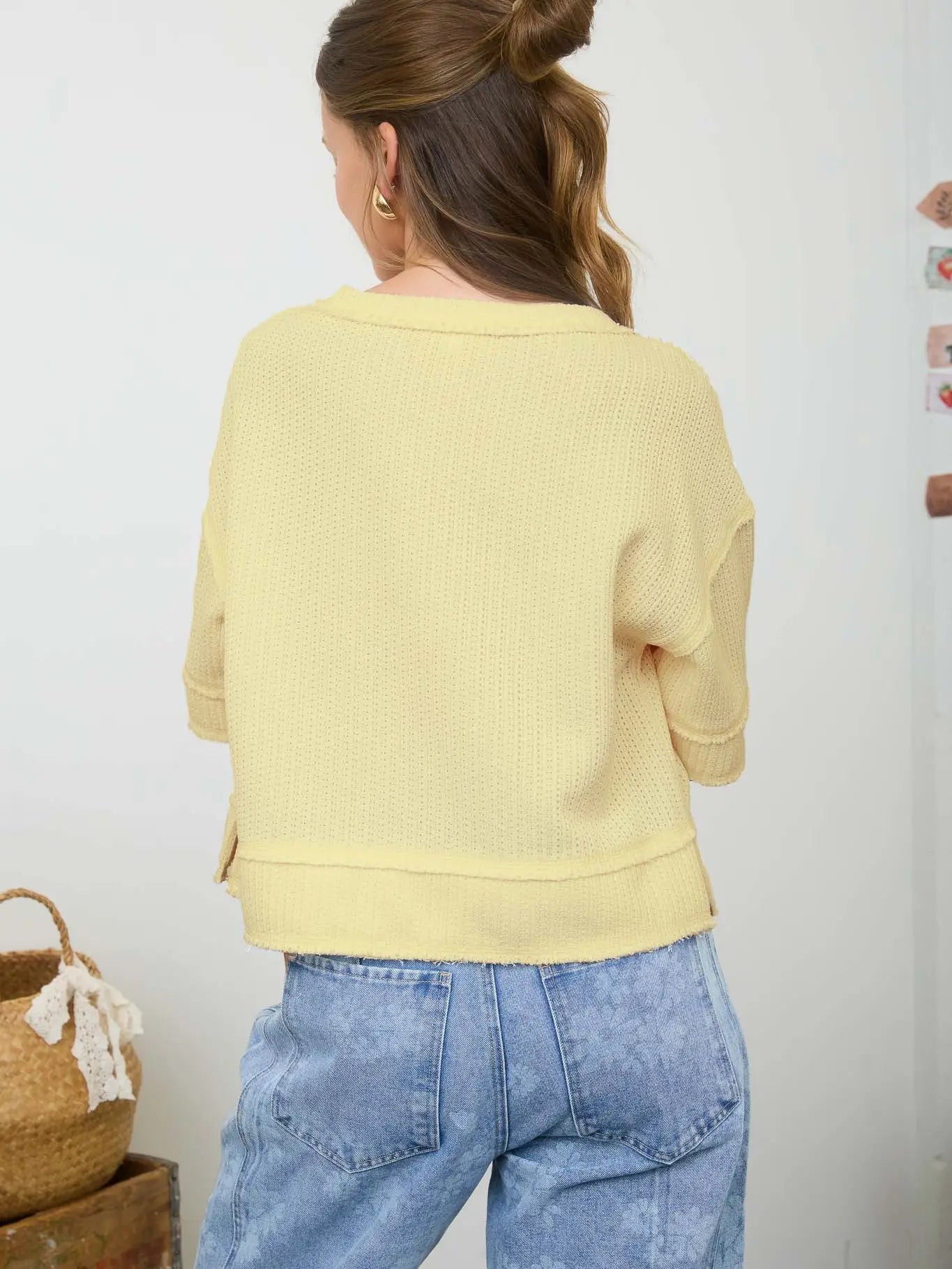 RAW EDGE HENLEY SHORT SLEEVE WAFFLE KNIT TOP