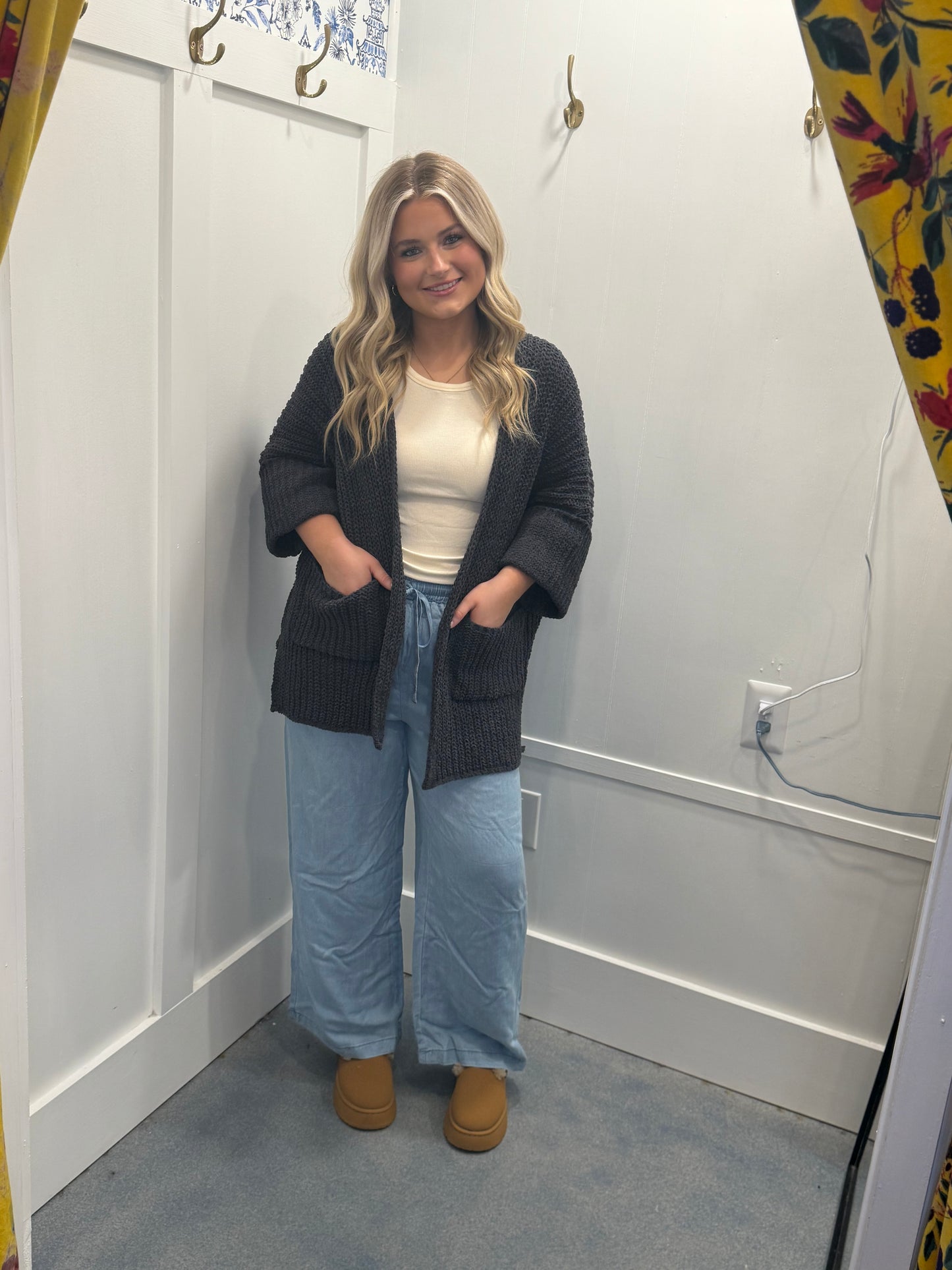 Long Sleeve Pockets Solid Chenille Sweater Cardigan