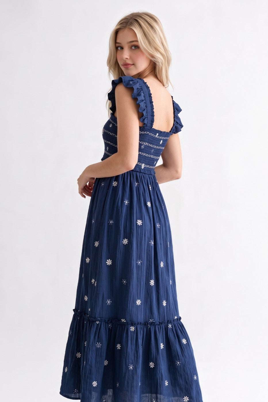FLORAL EMBROIDERED MAXI DRESS