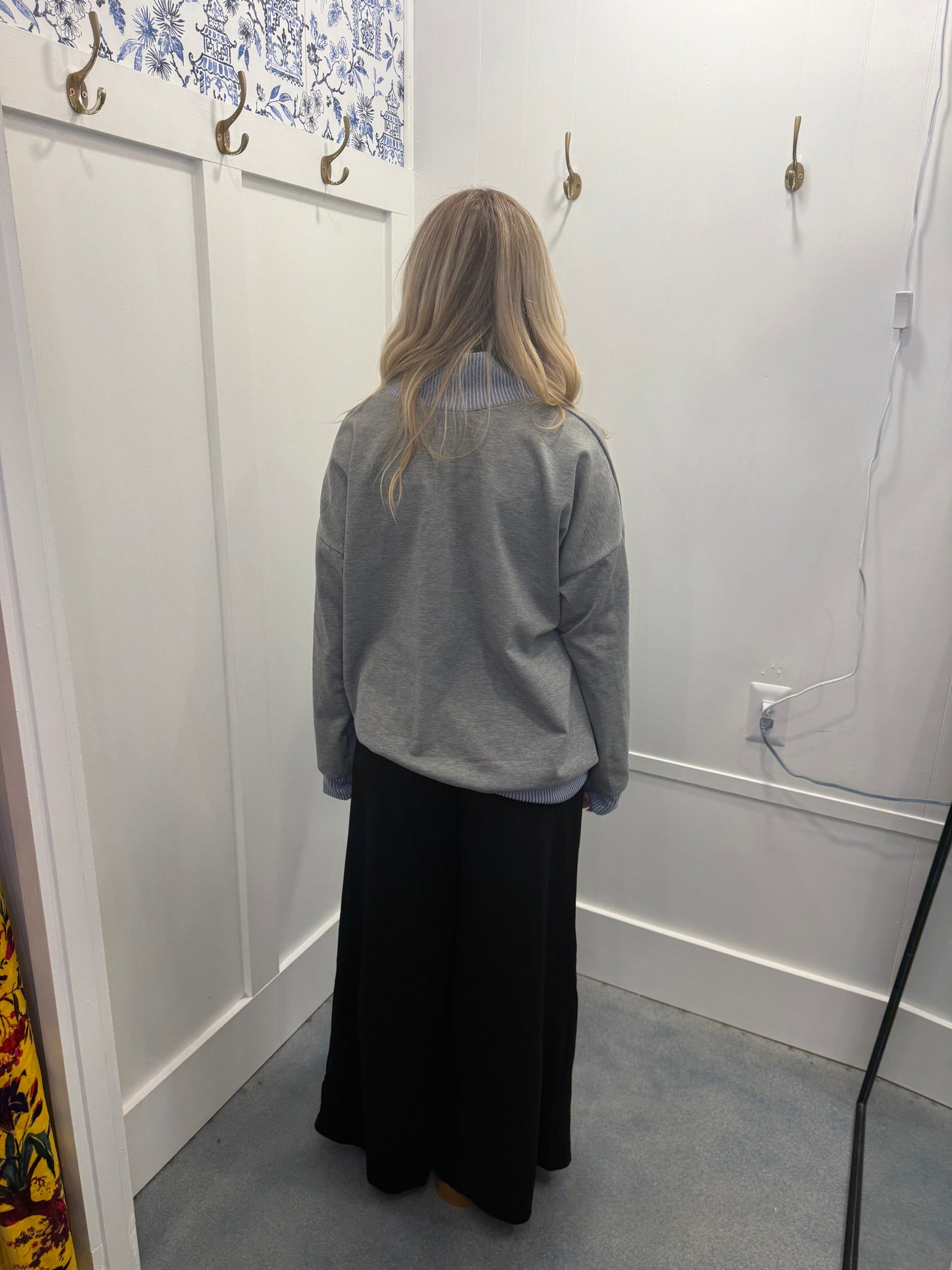 MOCK NECK SWEATSHIRT WITH COLLAR SLIT DETAIL