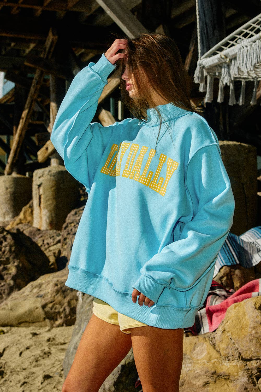 DILLYDALLY | Reversible Mockneck Sweatshirt
