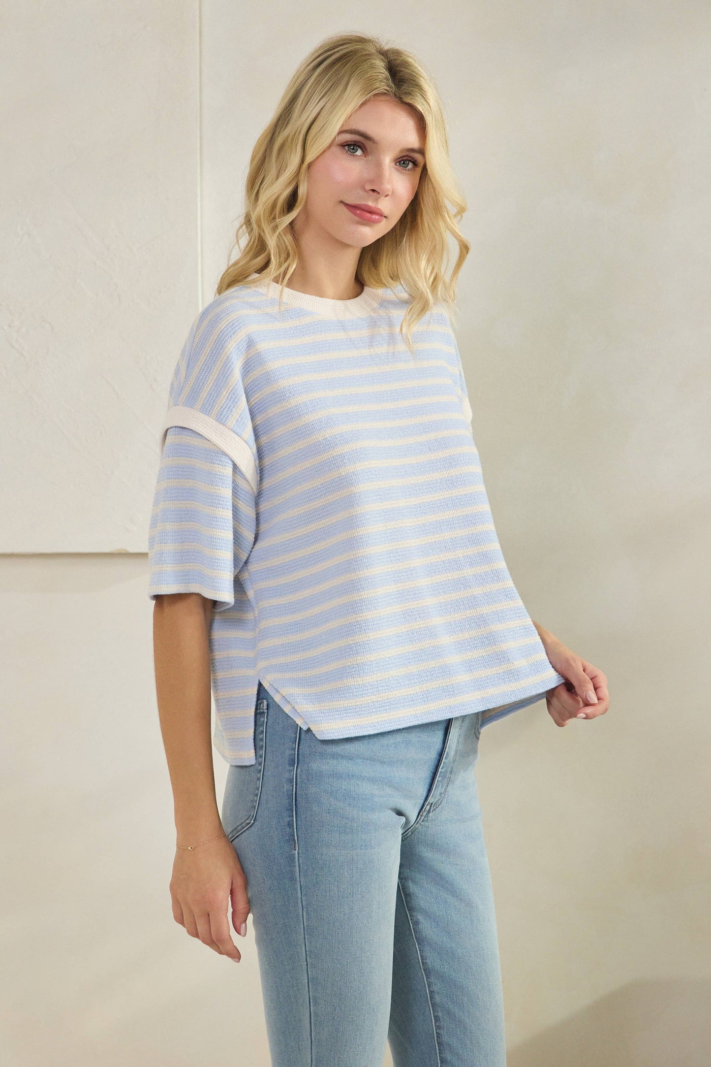 CLOUDY KNIT STRIPE ROUND NECK 1/2 SLEEVE TOP