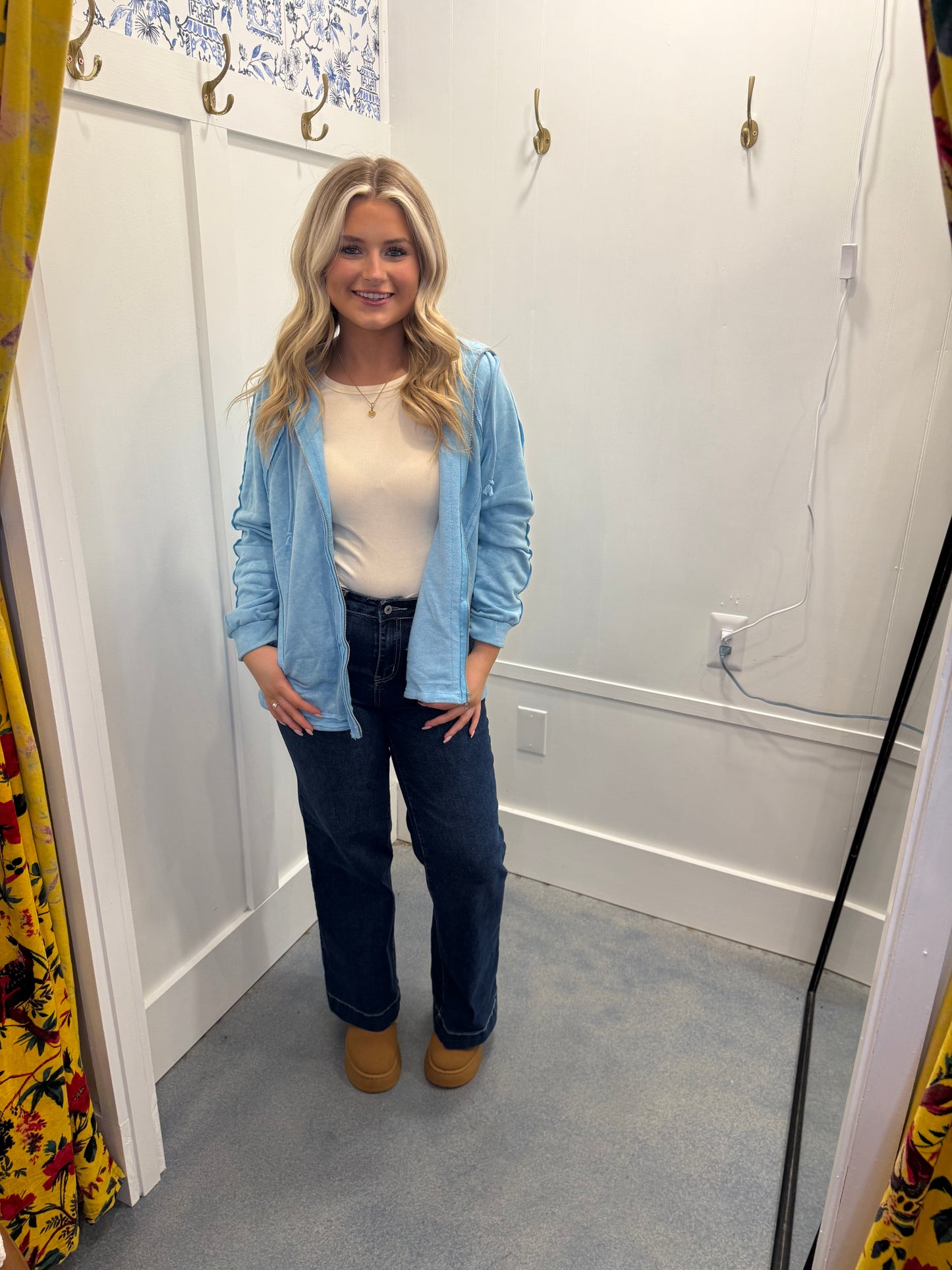 Solid Color Oversized Zip Up Hoodie with Pockets