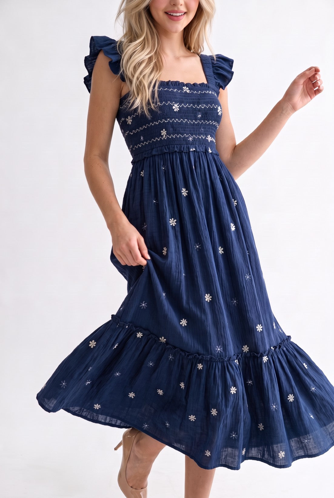 FLORAL EMBROIDERED MAXI DRESS