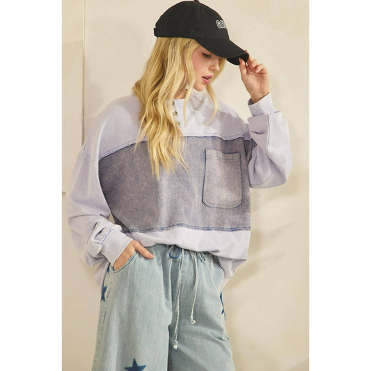 DENIM CONTRAST POCKET PULLOVER