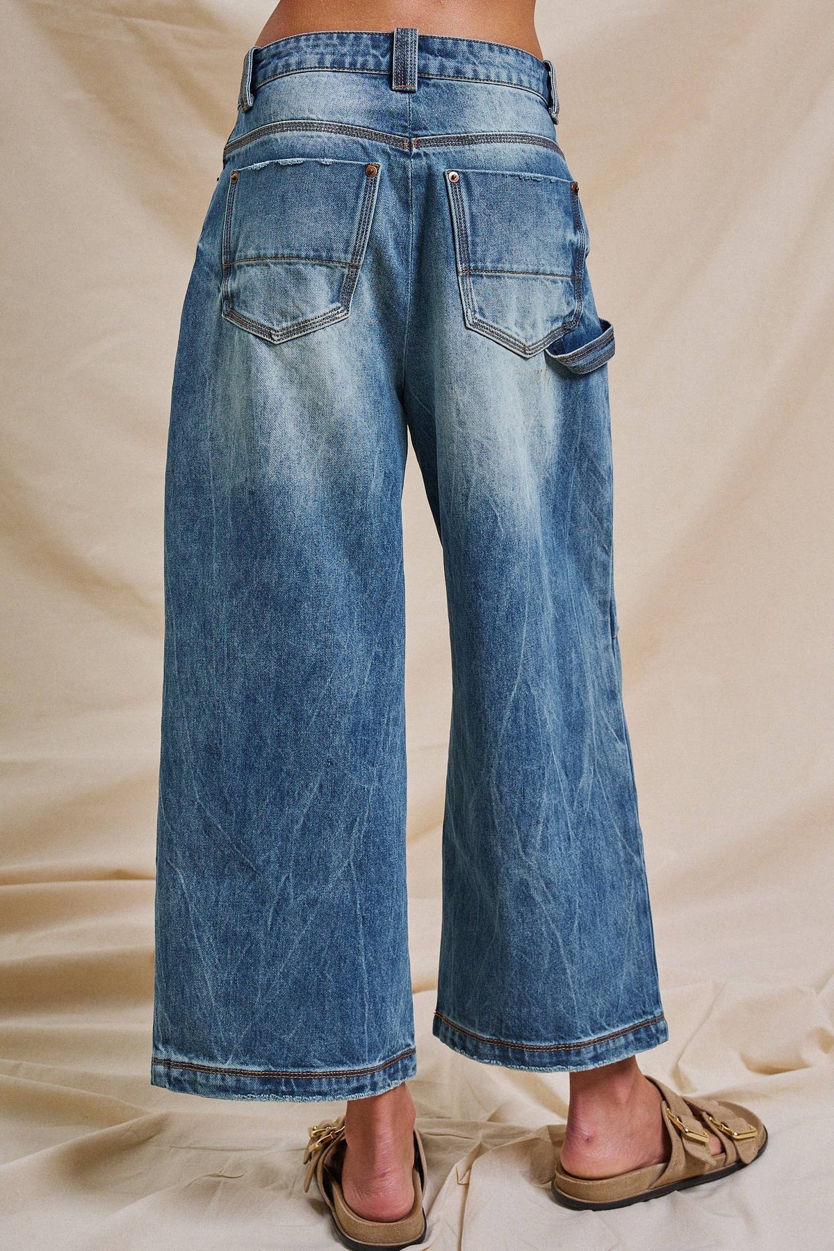 Vintage Wash Cropped Wide-Leg Jeans
