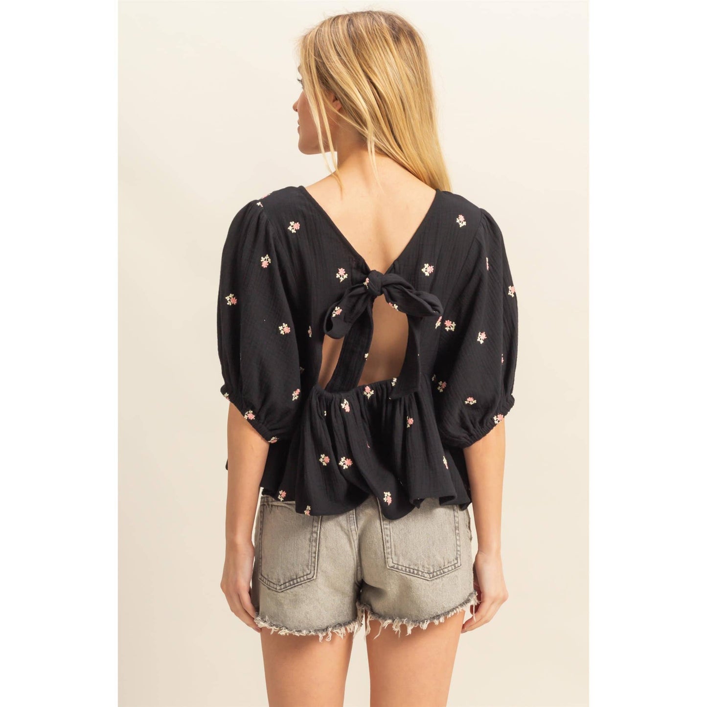 Embroidered Puff Sleeve Double Gauze Top