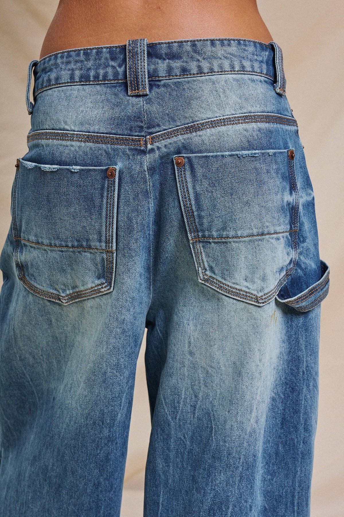 Vintage Wash Cropped Wide-Leg Jeans