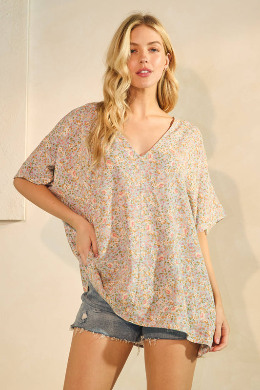 Floral Print Oversized V-Neck Top