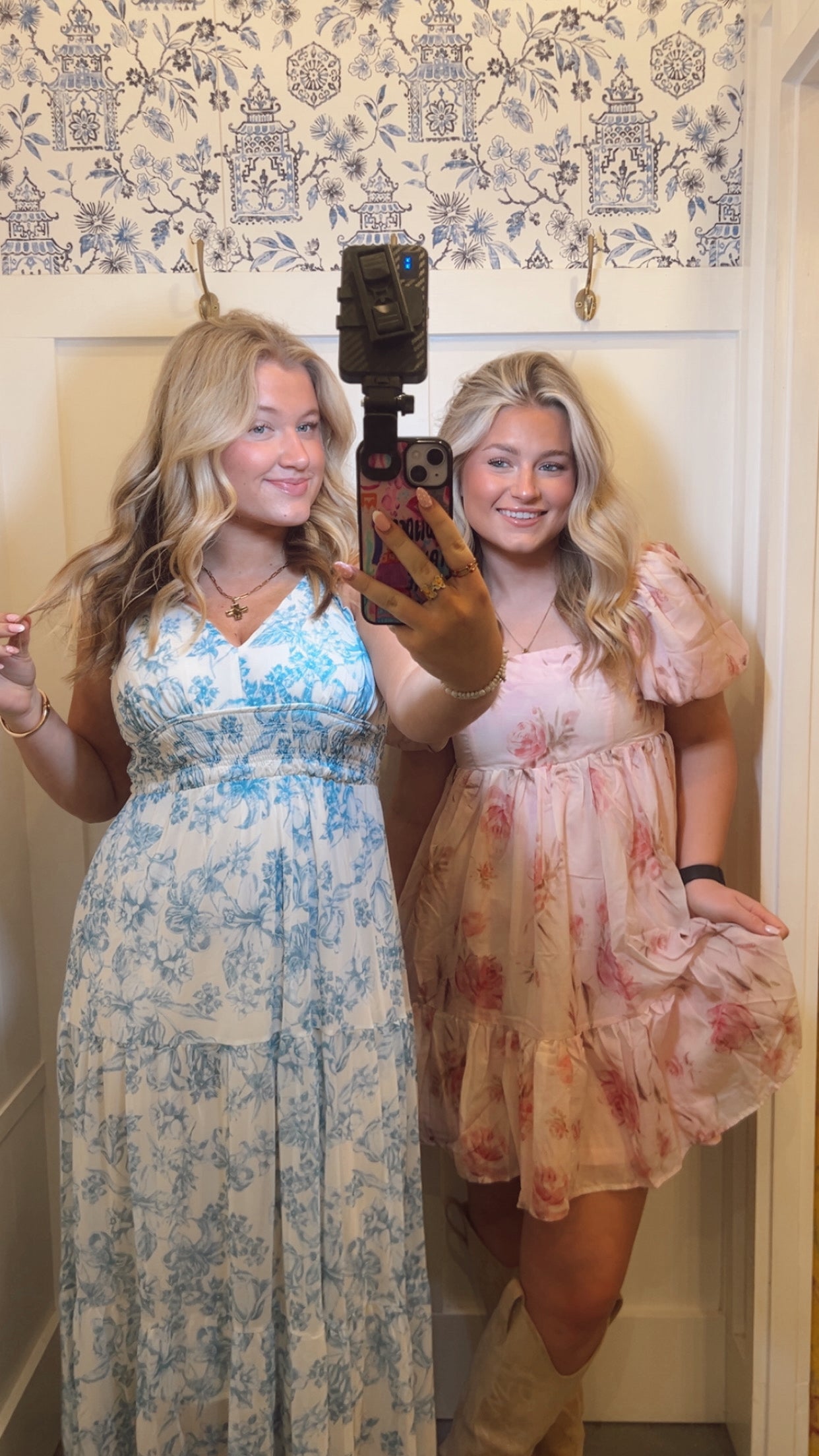 FLORAL SHORT BALLOON SLEEVE RUFFLED MINI DRESS