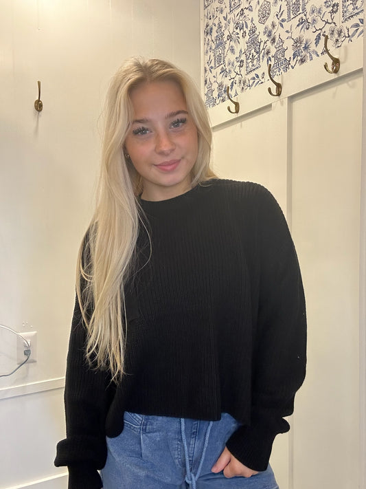 Pocket Detailed Crew Neck Sweater