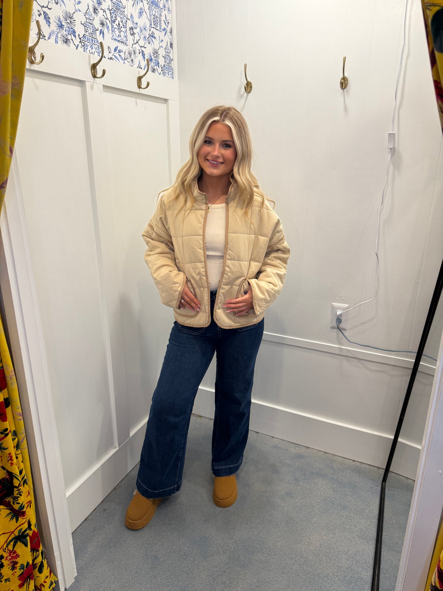 Quilted Contrast Piping Detailed Puffer Jacket