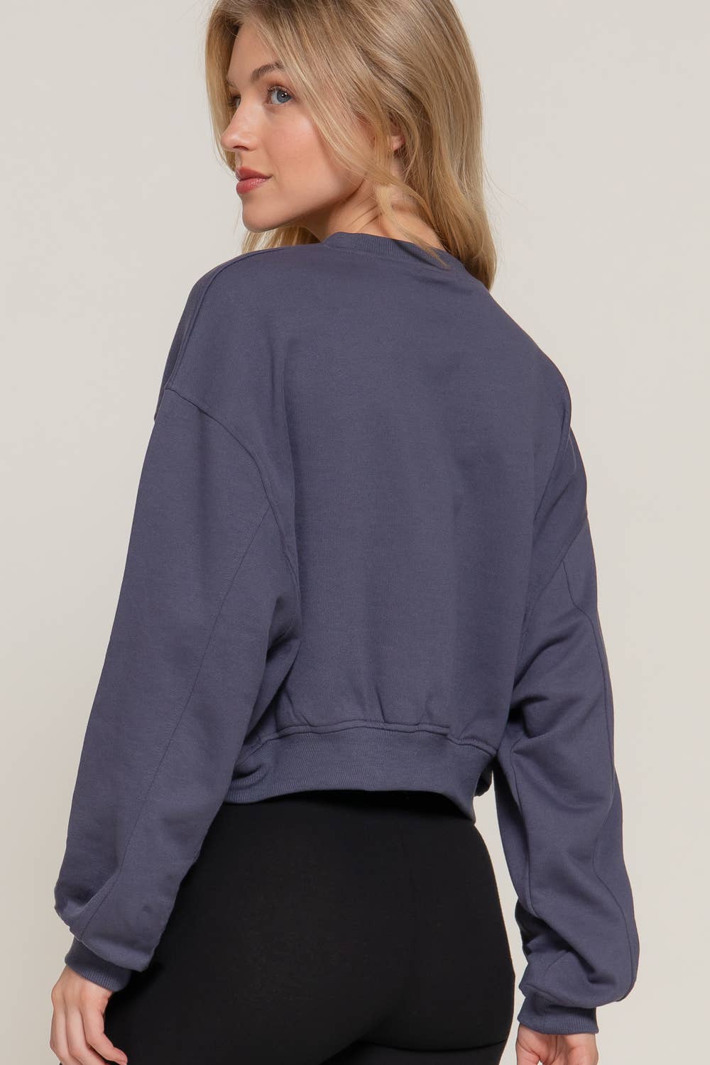 Long Sleeve Crew Neck Short Sweatshirt
