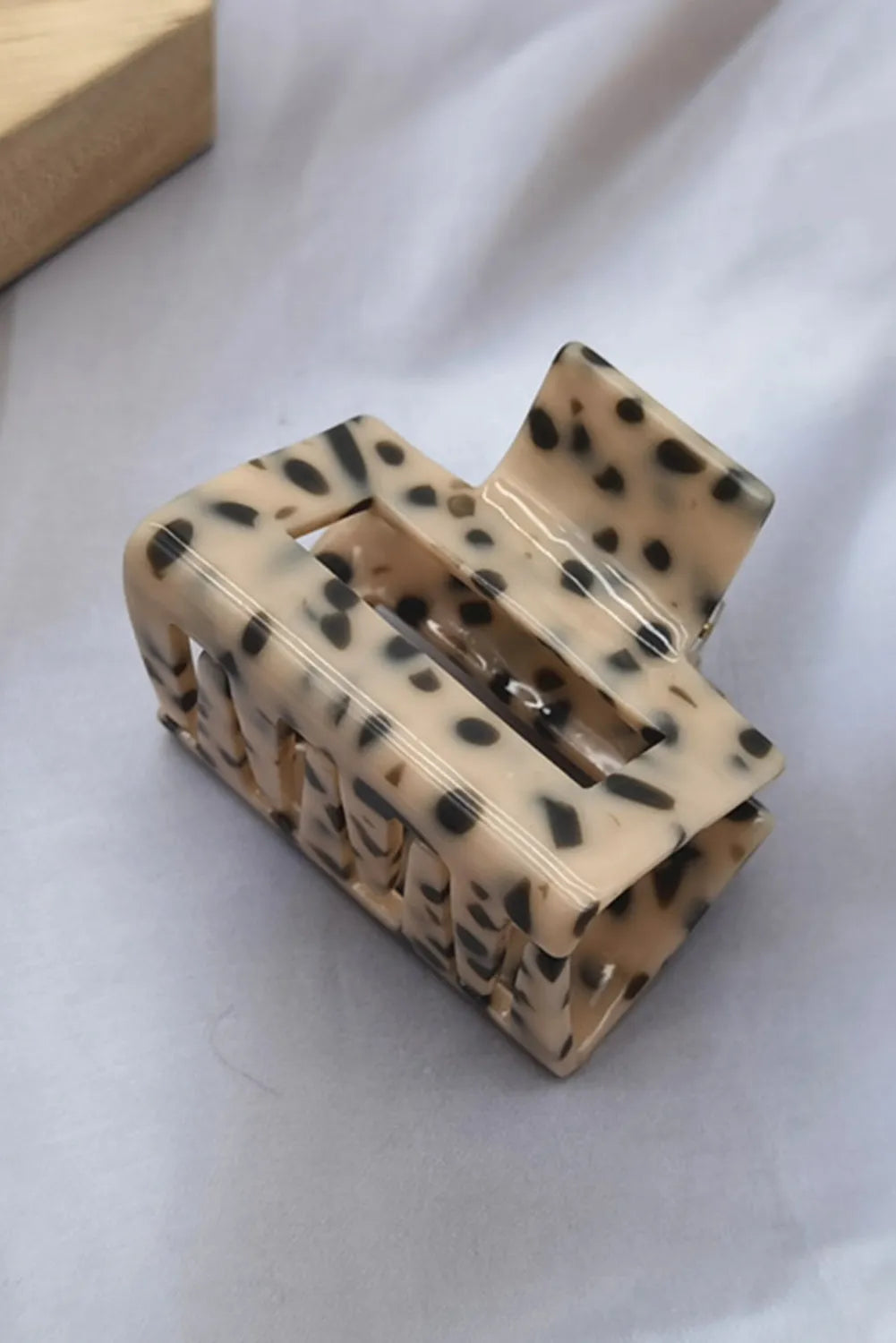 Leopard Print Cutout Square Claw Clip