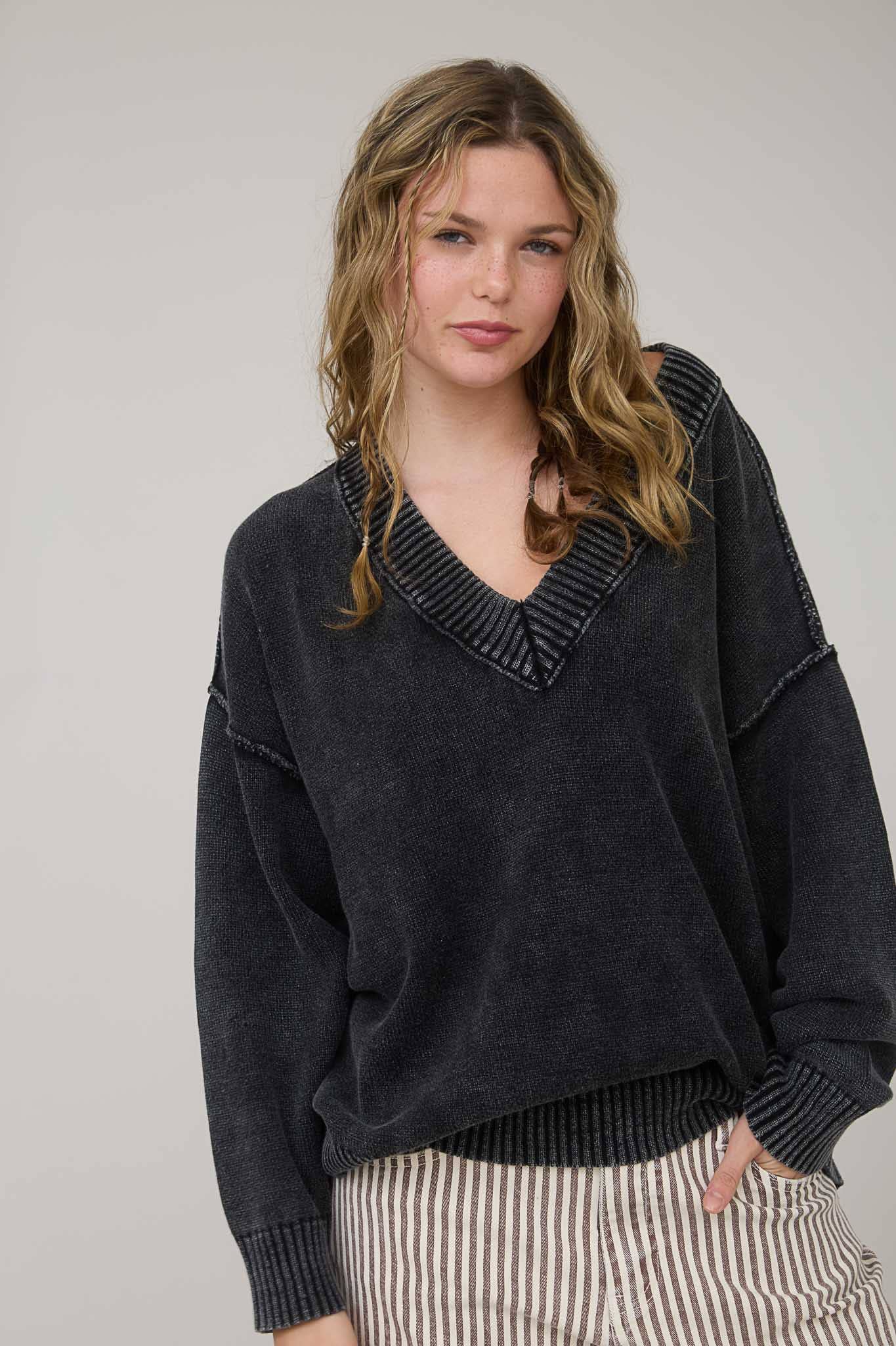 WASHED V NECK LONG SLEEVE OVERSIZED KNIT SWEATER