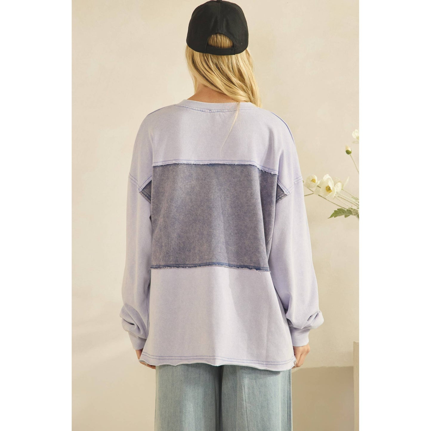 DENIM CONTRAST POCKET PULLOVER
