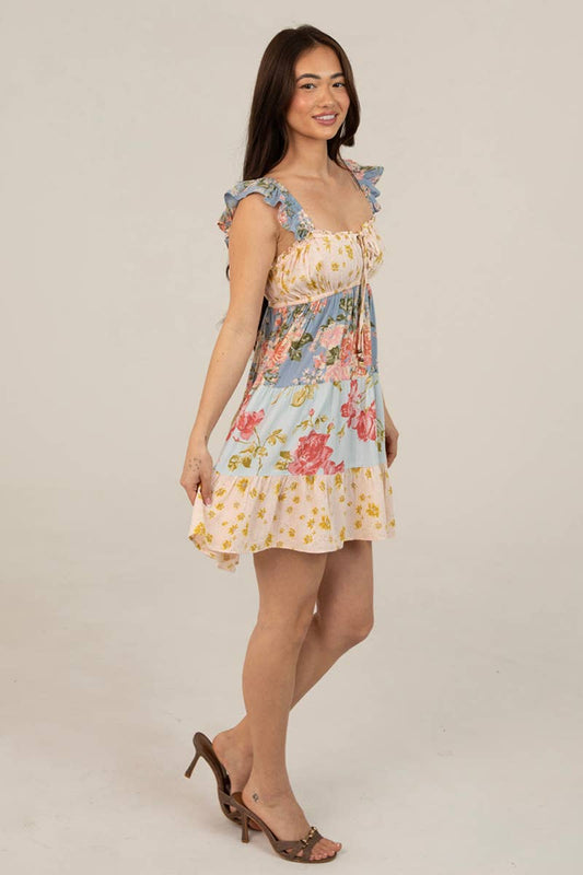 MIX PRINT FLUTTER SLEEVE TIERED SHORT DRESS