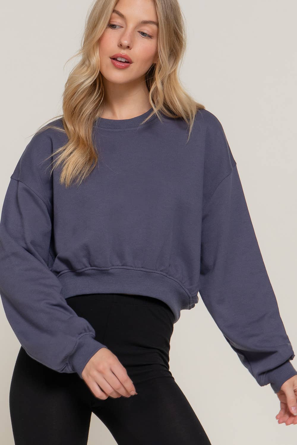 Long Sleeve Crew Neck Short Sweatshirt