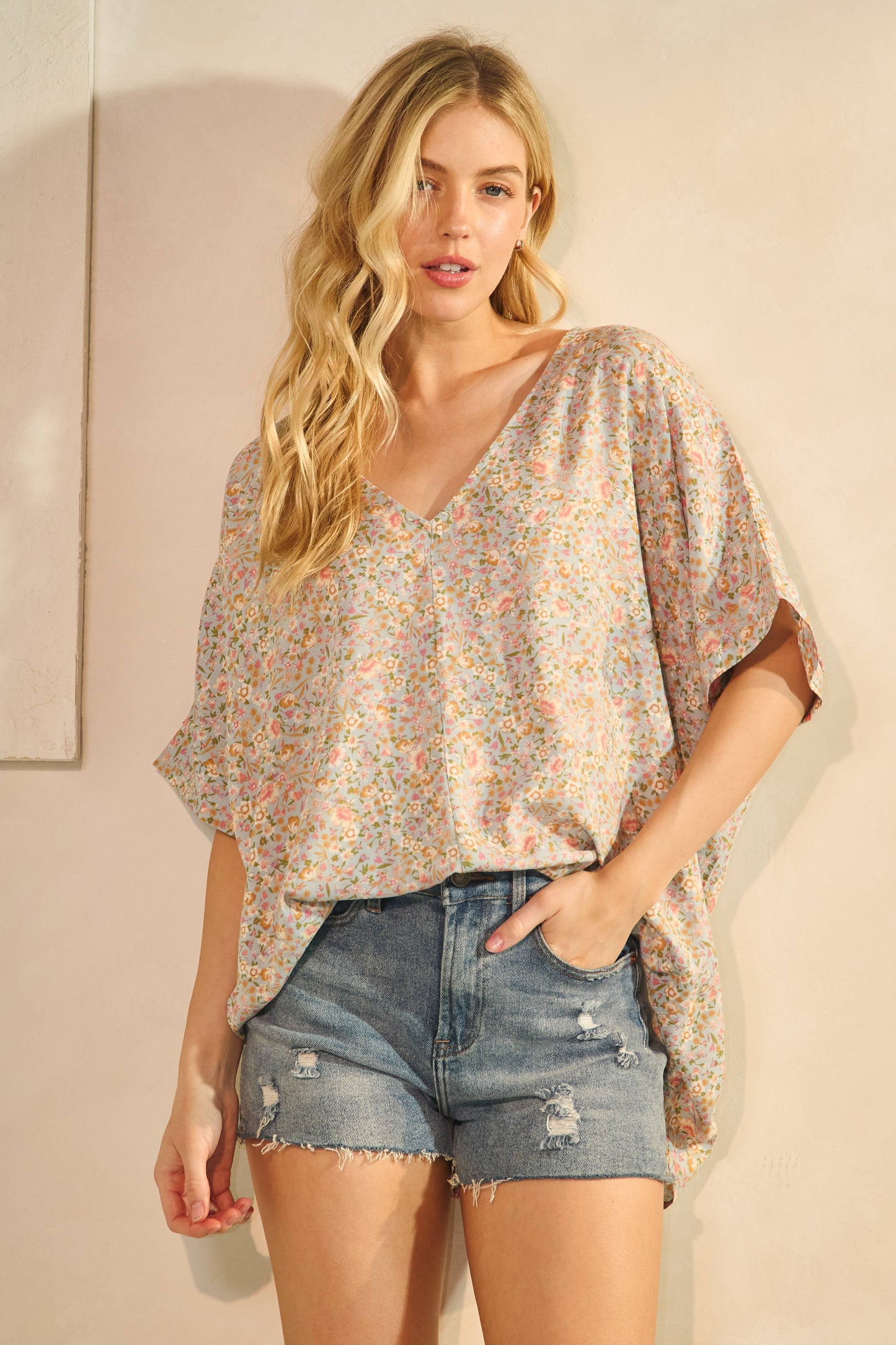 Floral Print Oversized V-Neck Top