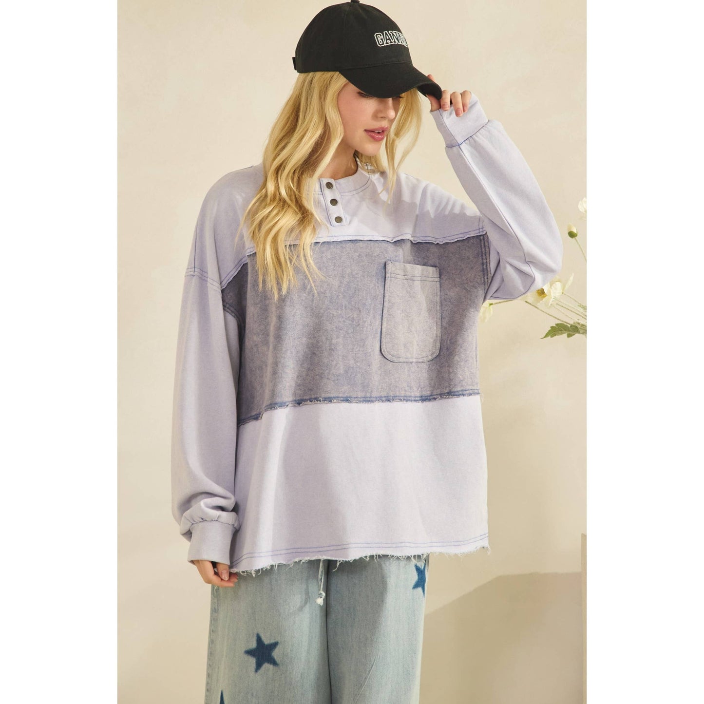 DENIM CONTRAST POCKET PULLOVER